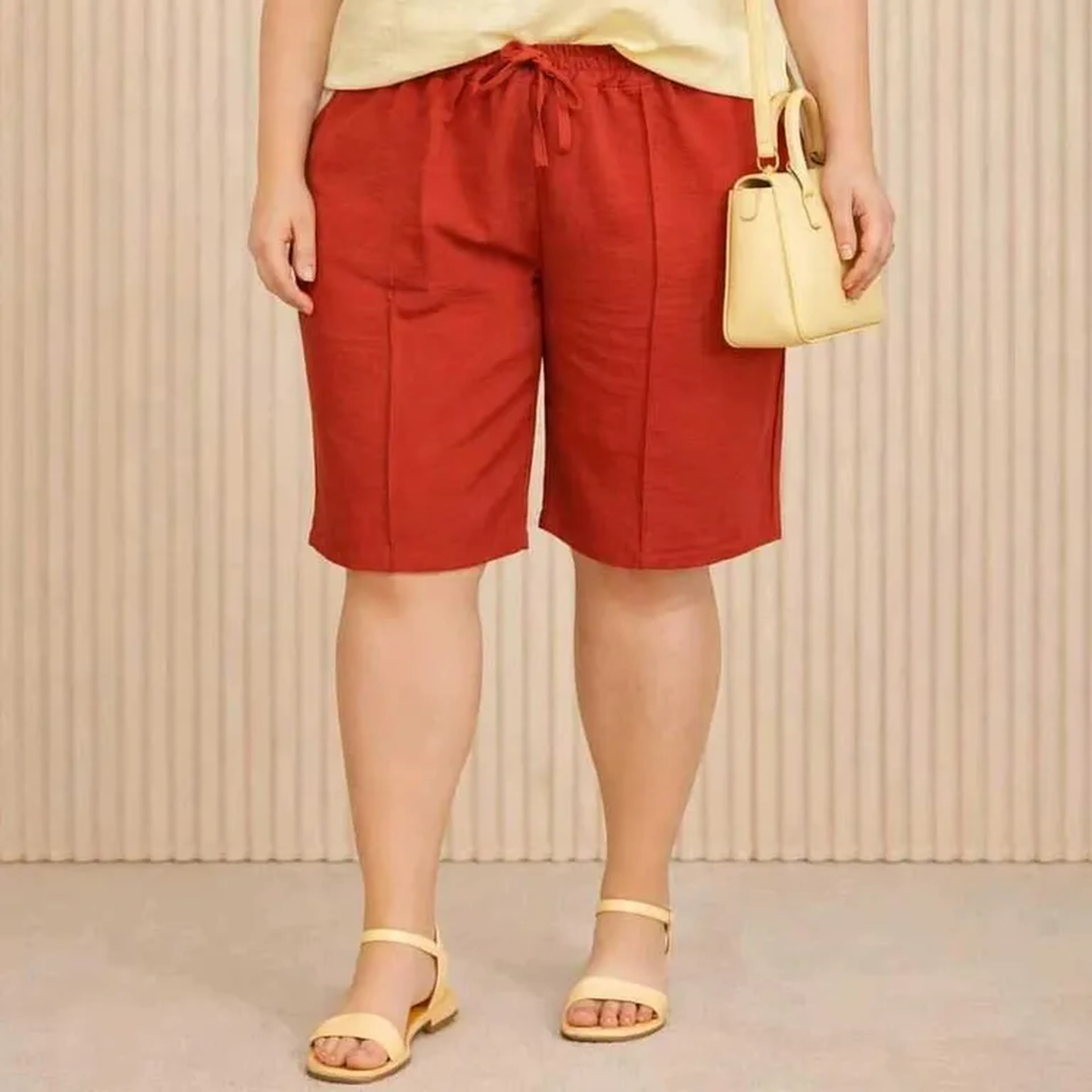 BERMUDA LEVE,VESTE FÁCIL TERRACOTA imagem