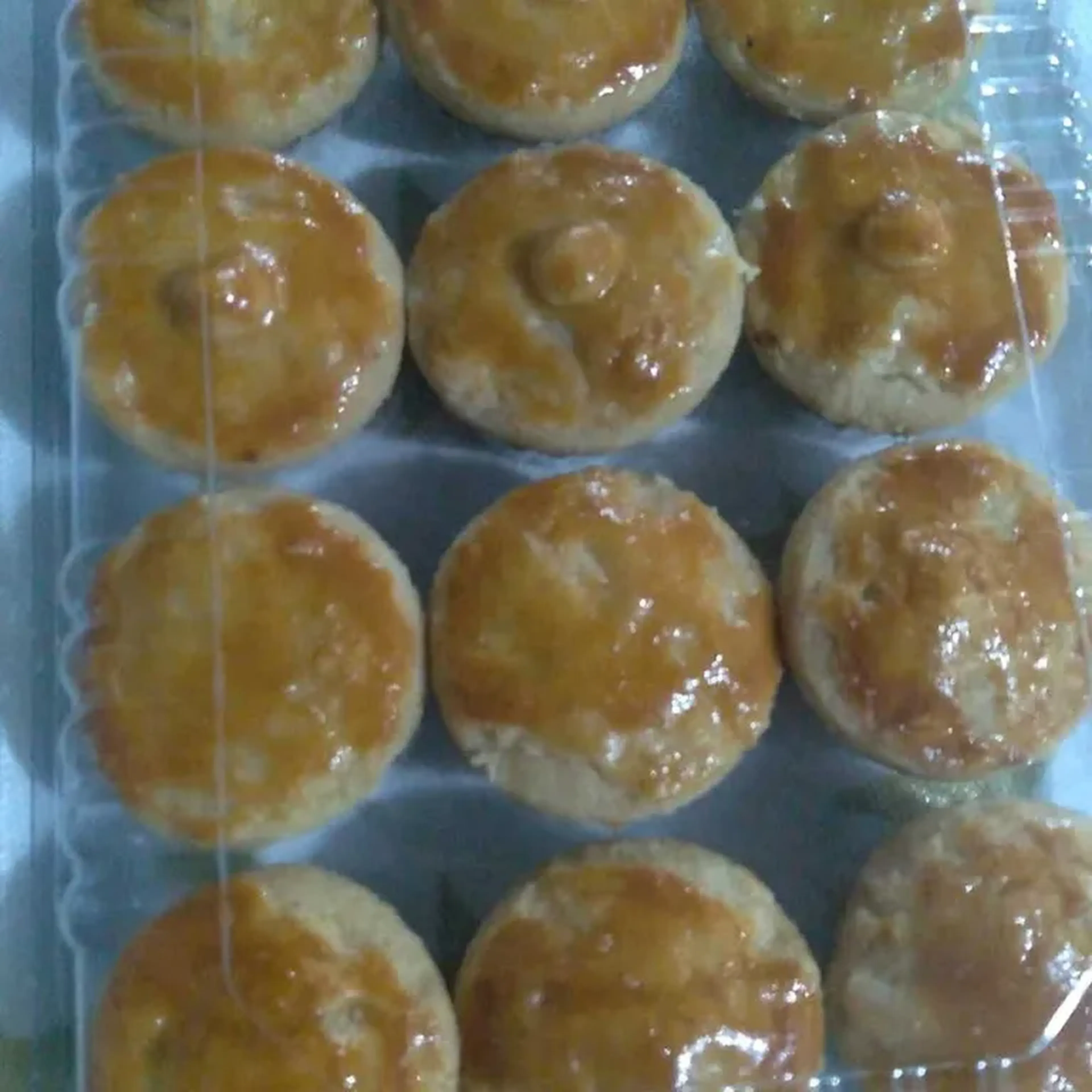 Empadinha de calabresa com 12 imagem