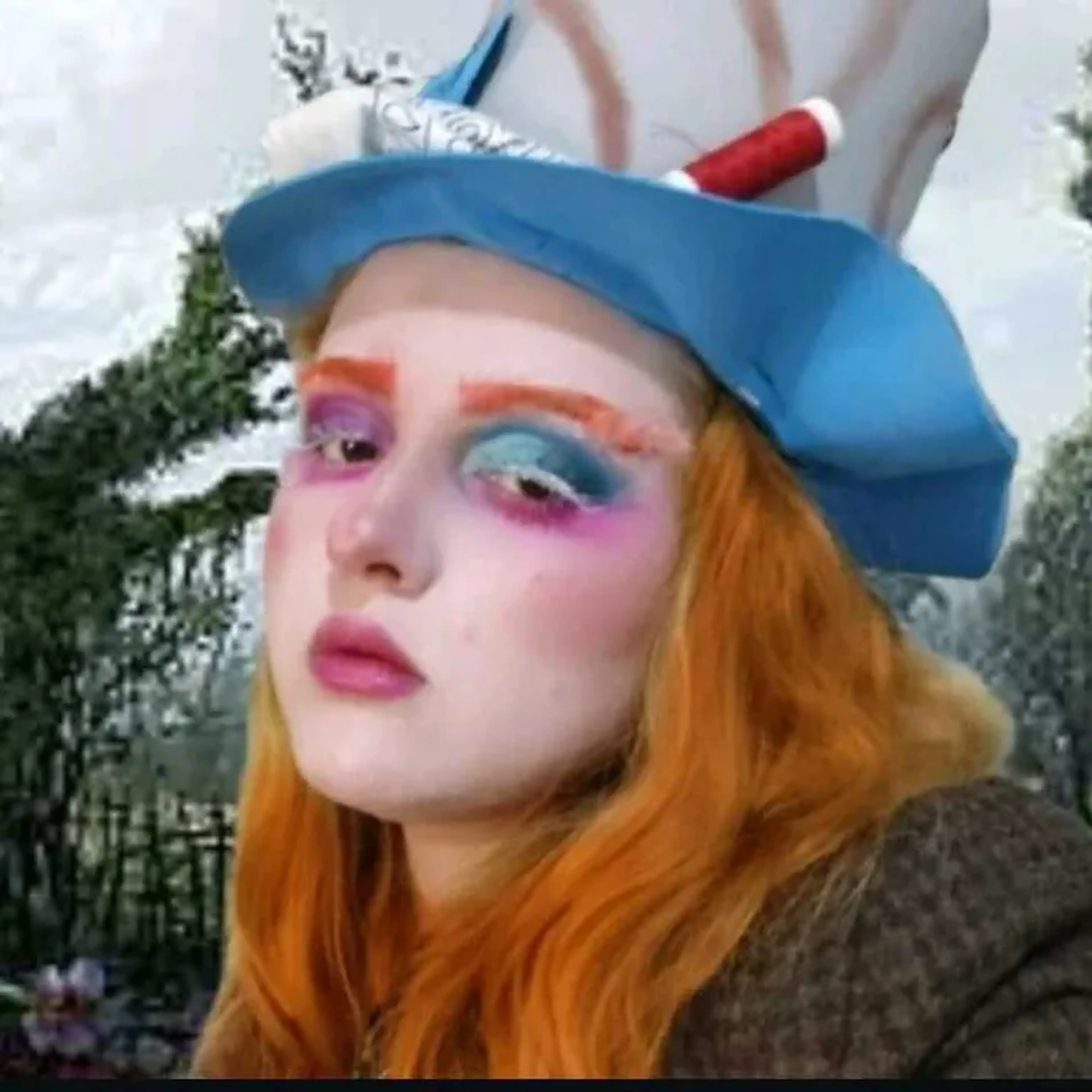 Maquiagem artística chapeleiro maluco imagem