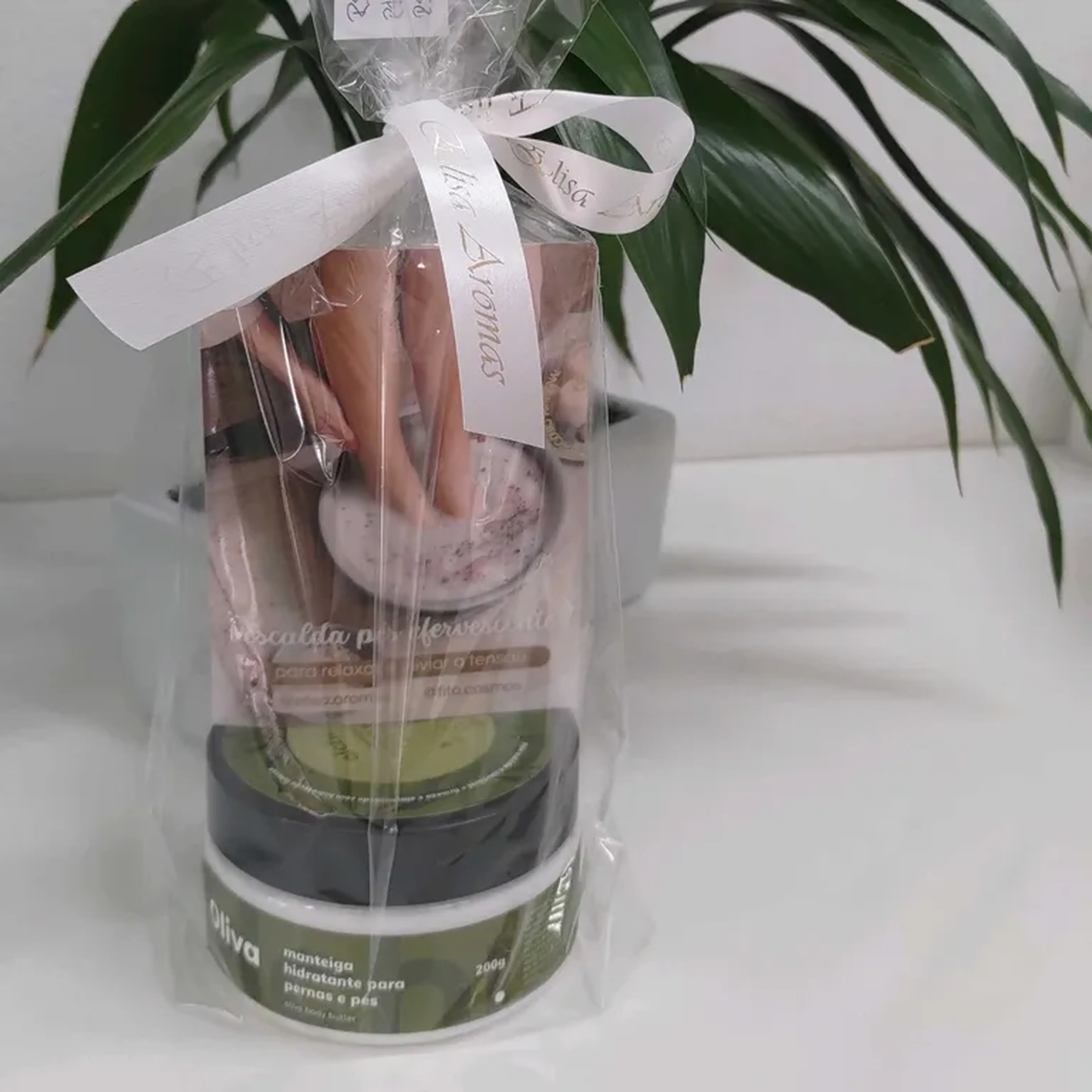 kit manteiga de oliva Alchi + cartão escalda pés Fito Cosmos imagem