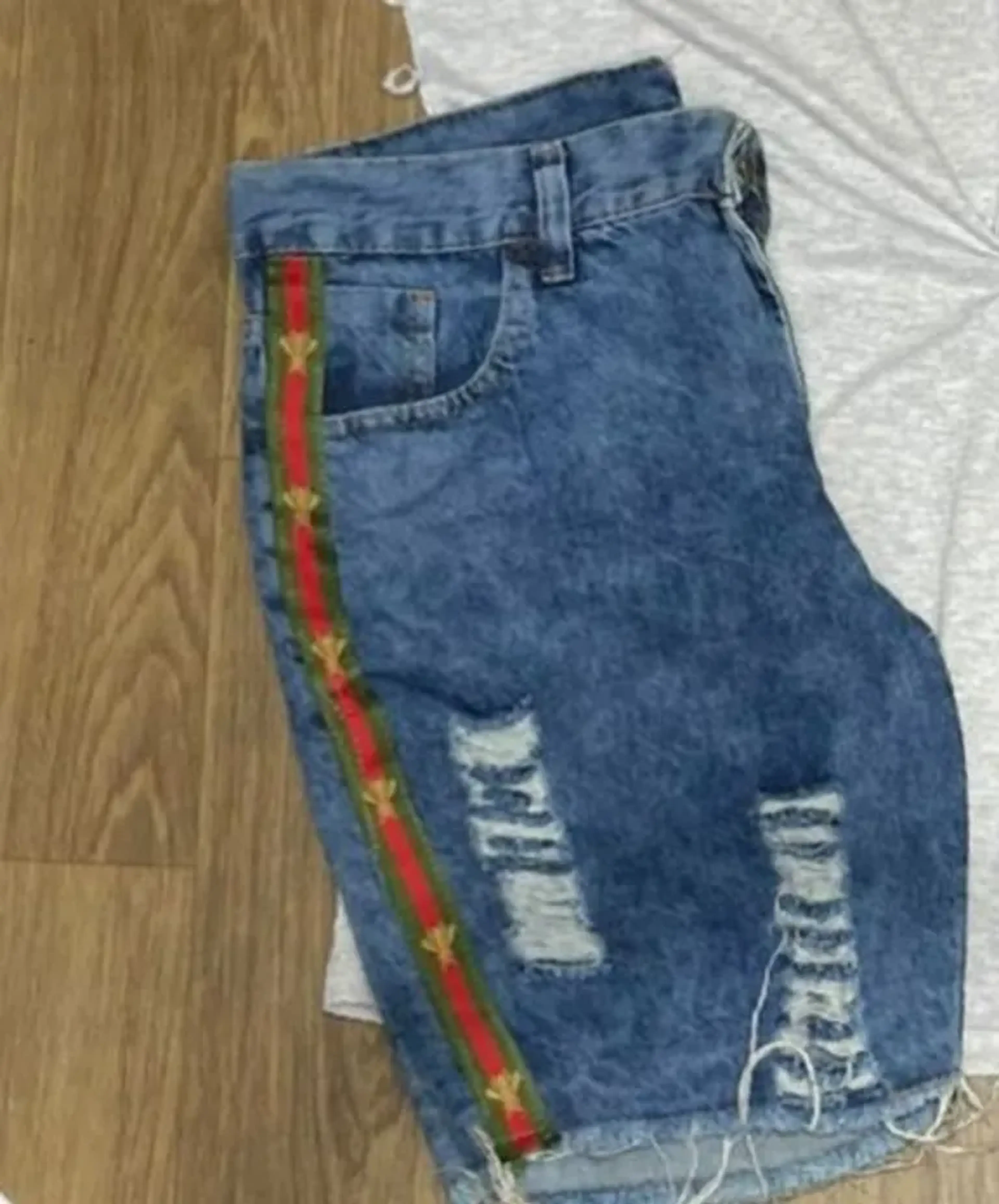 Bermuda jeans multimarcas imagem