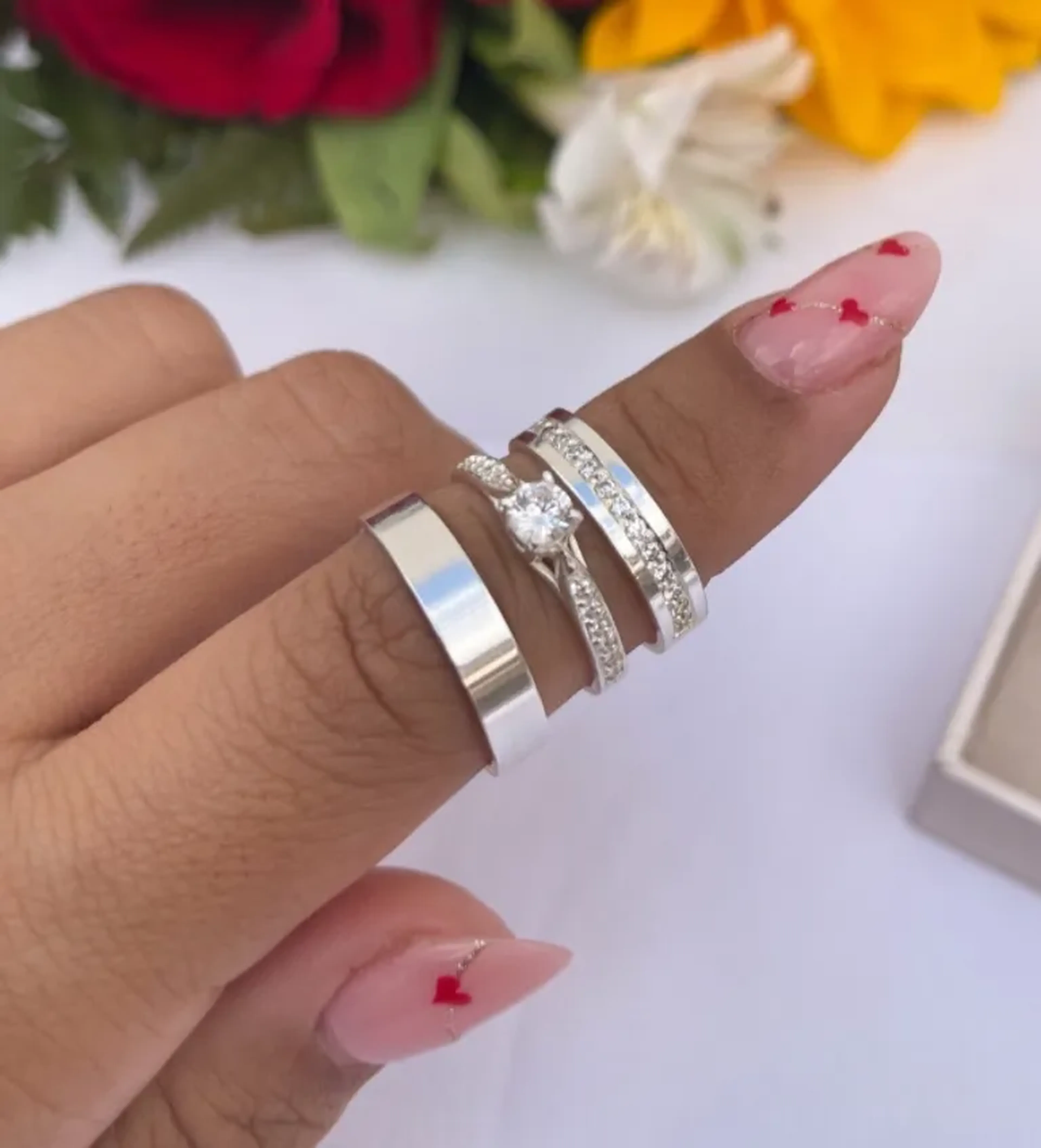 Par de 5MM cravejada central imagem