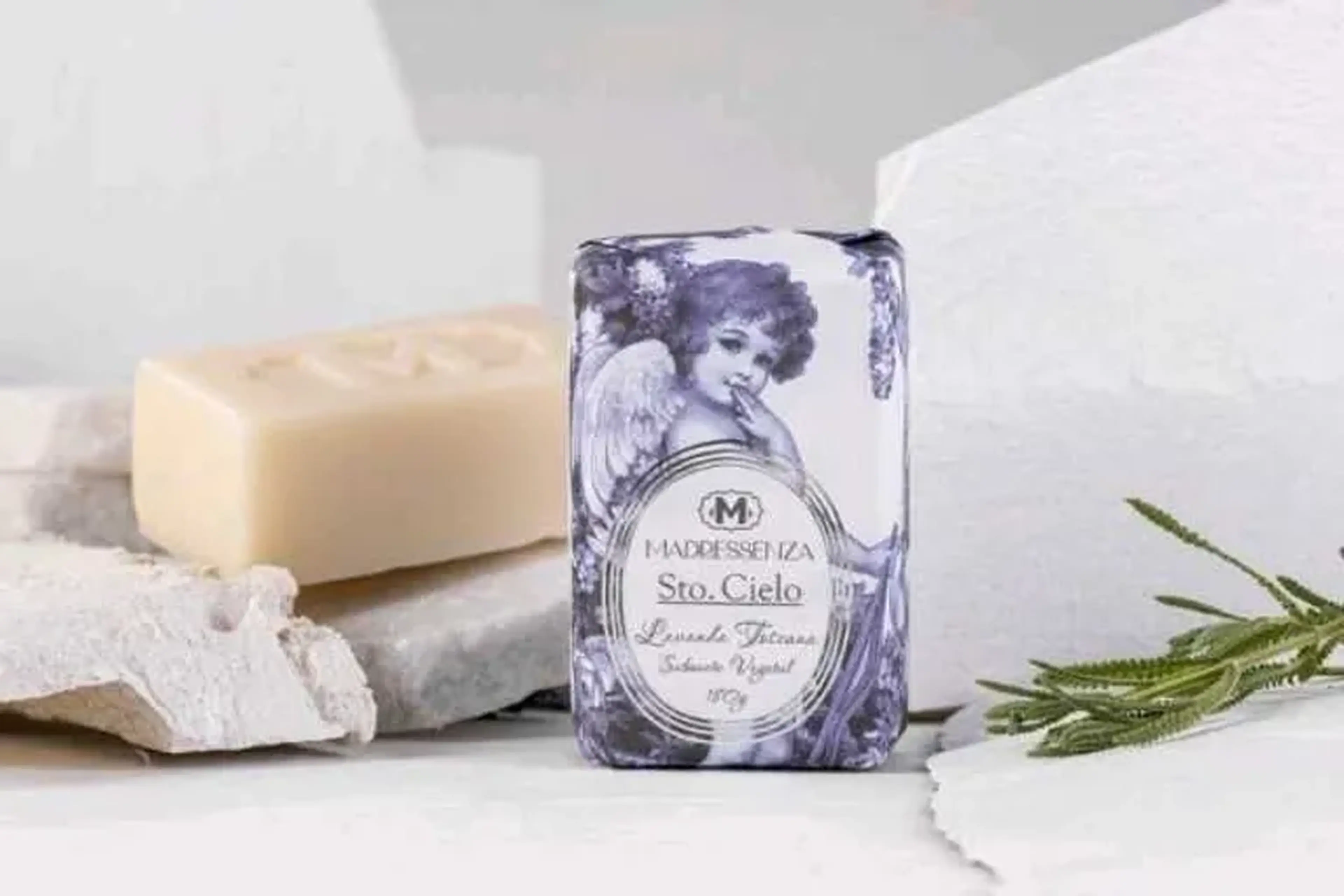 Sabonete vegetal Lavanda Toscana - 180g Madressenza imagem