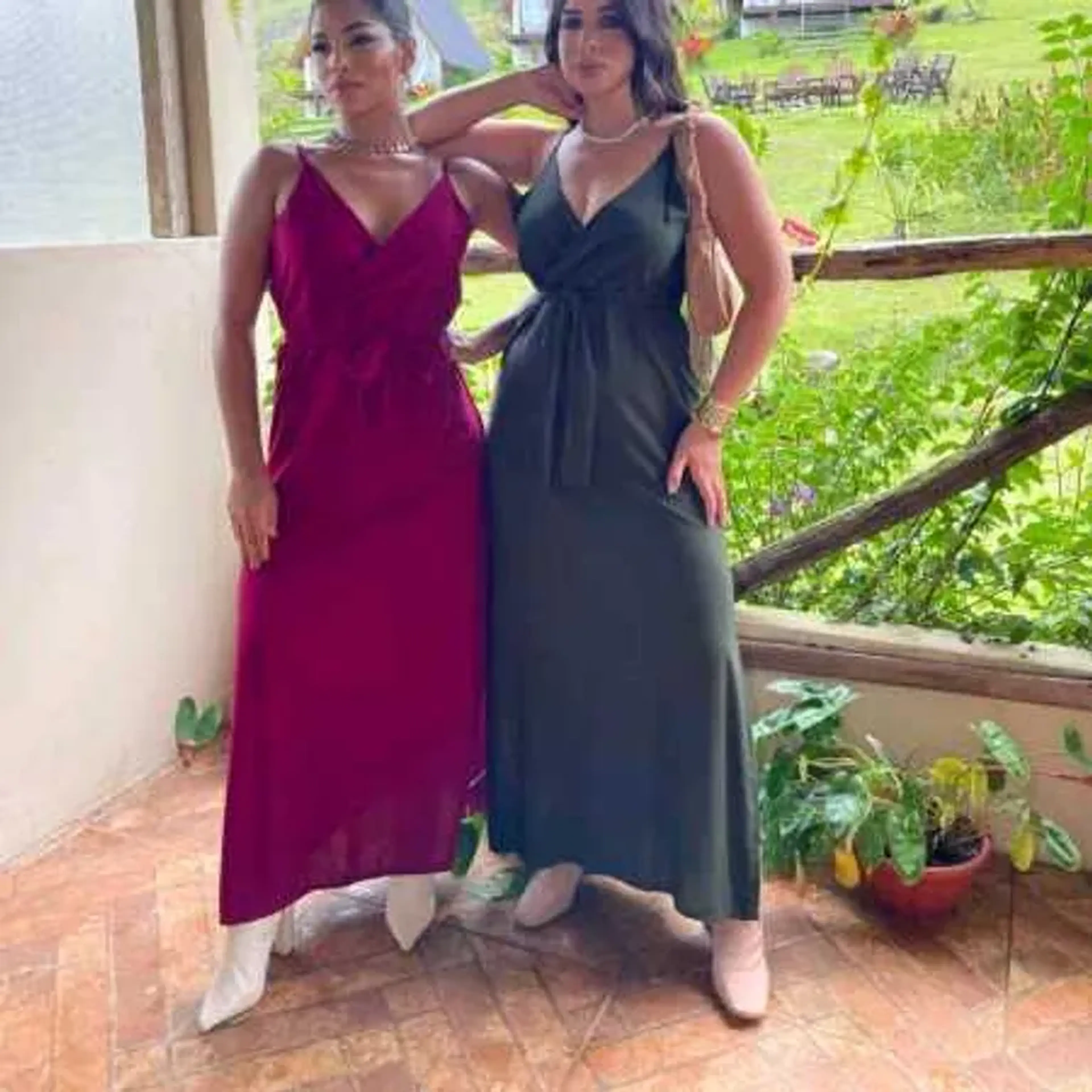 Vestido MIDI alça imagem