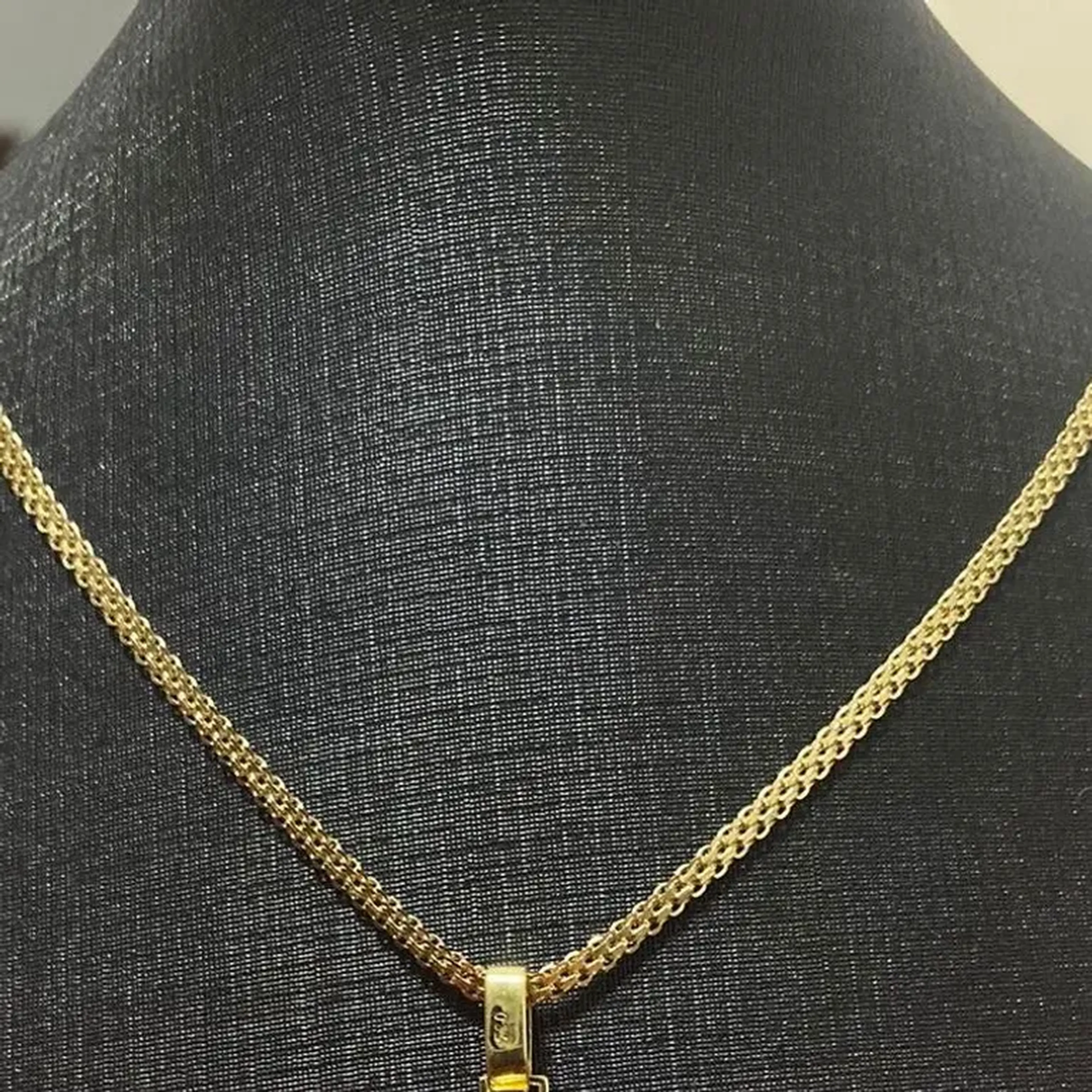cordão feminino imagem