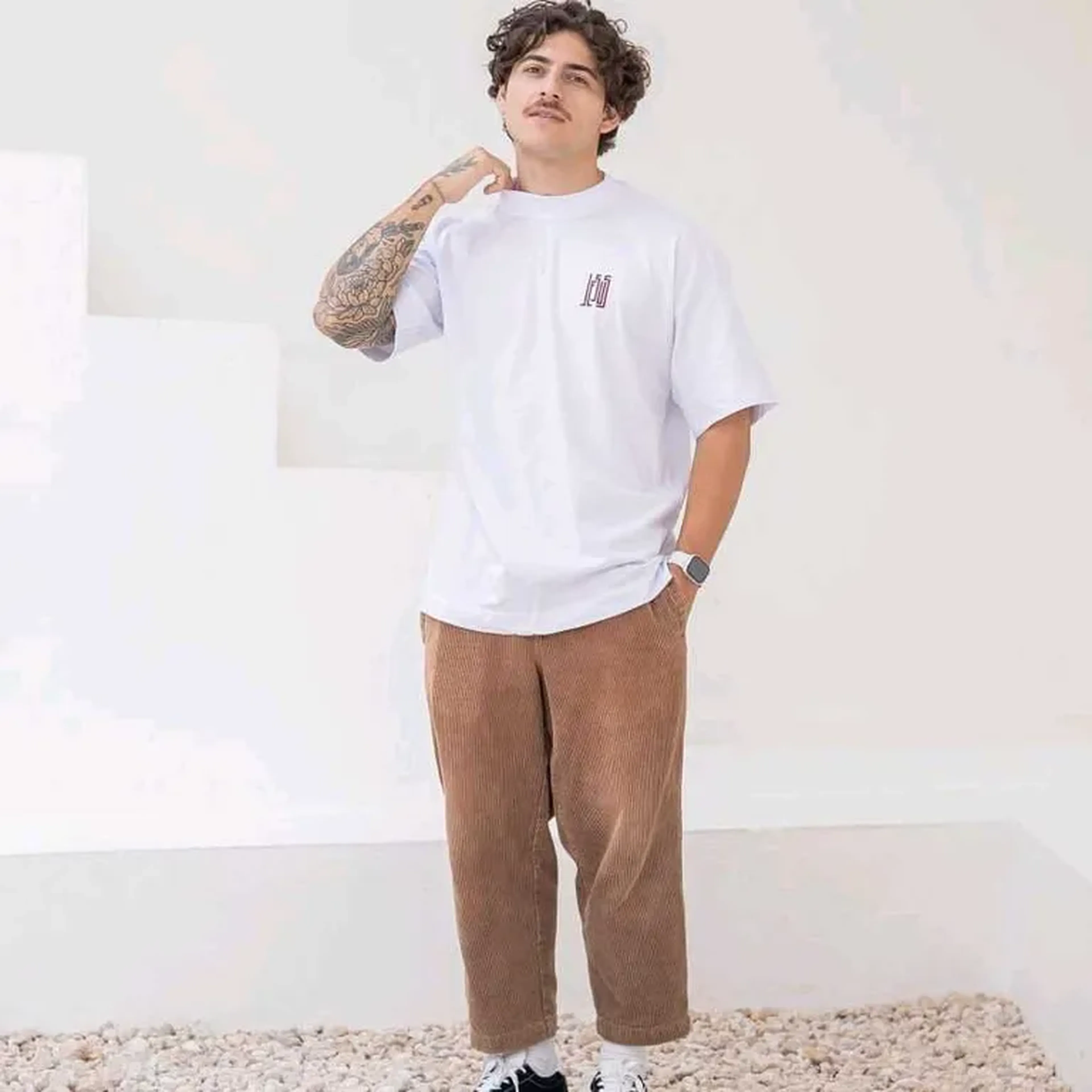 MAX TSHIRT é CAMISETA OVER imagem