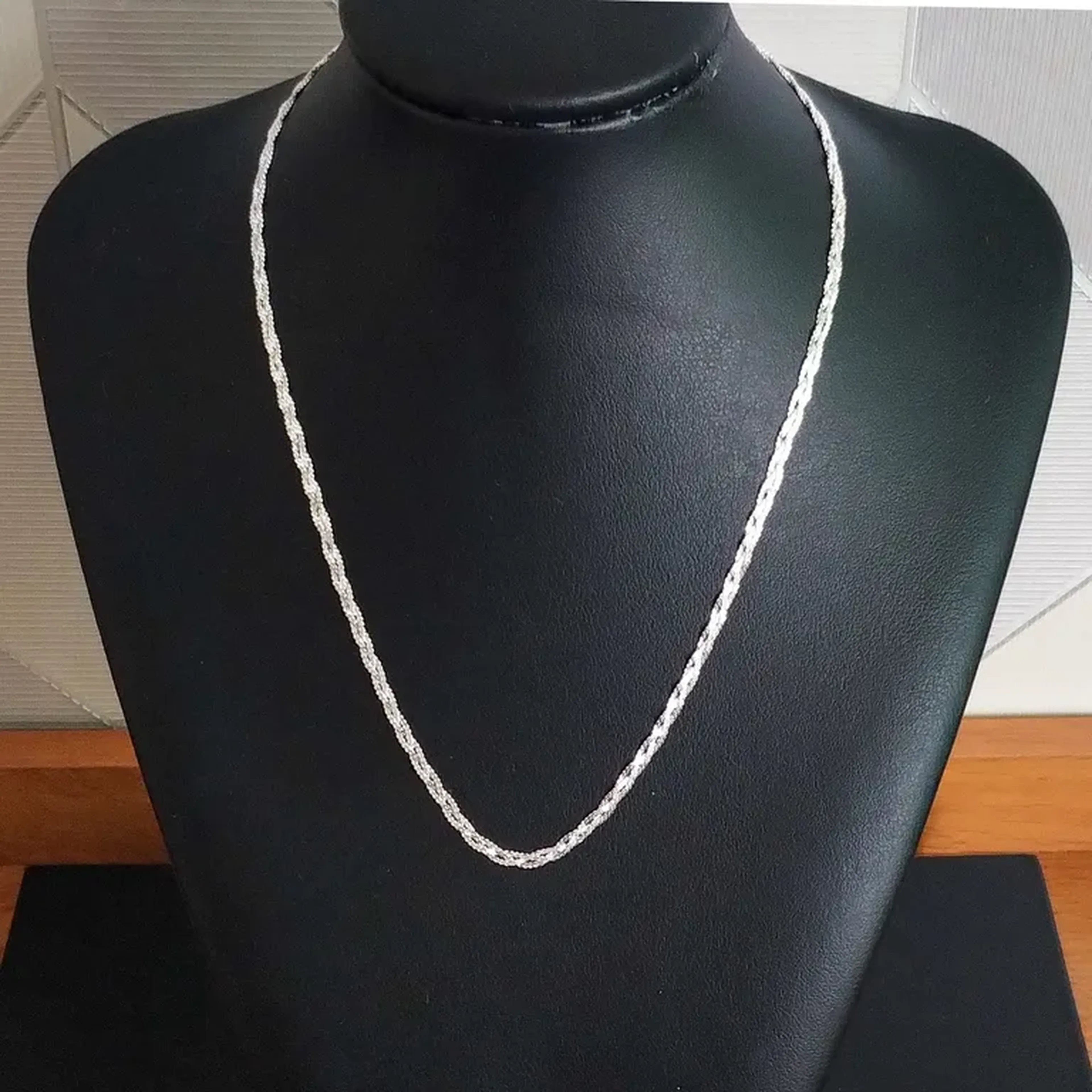 Colar Laminado de Prata 925 – Elegância e Sofisticação imagem