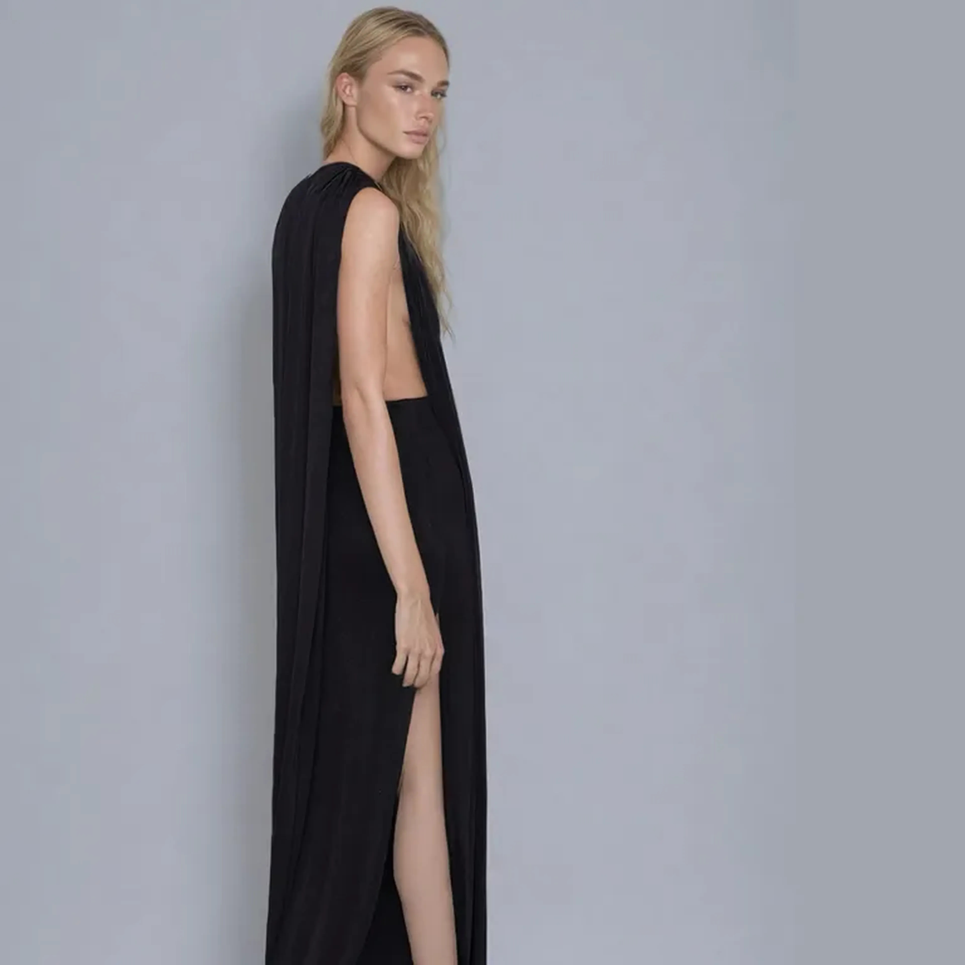 Vestido Double Cape Valencia imagem