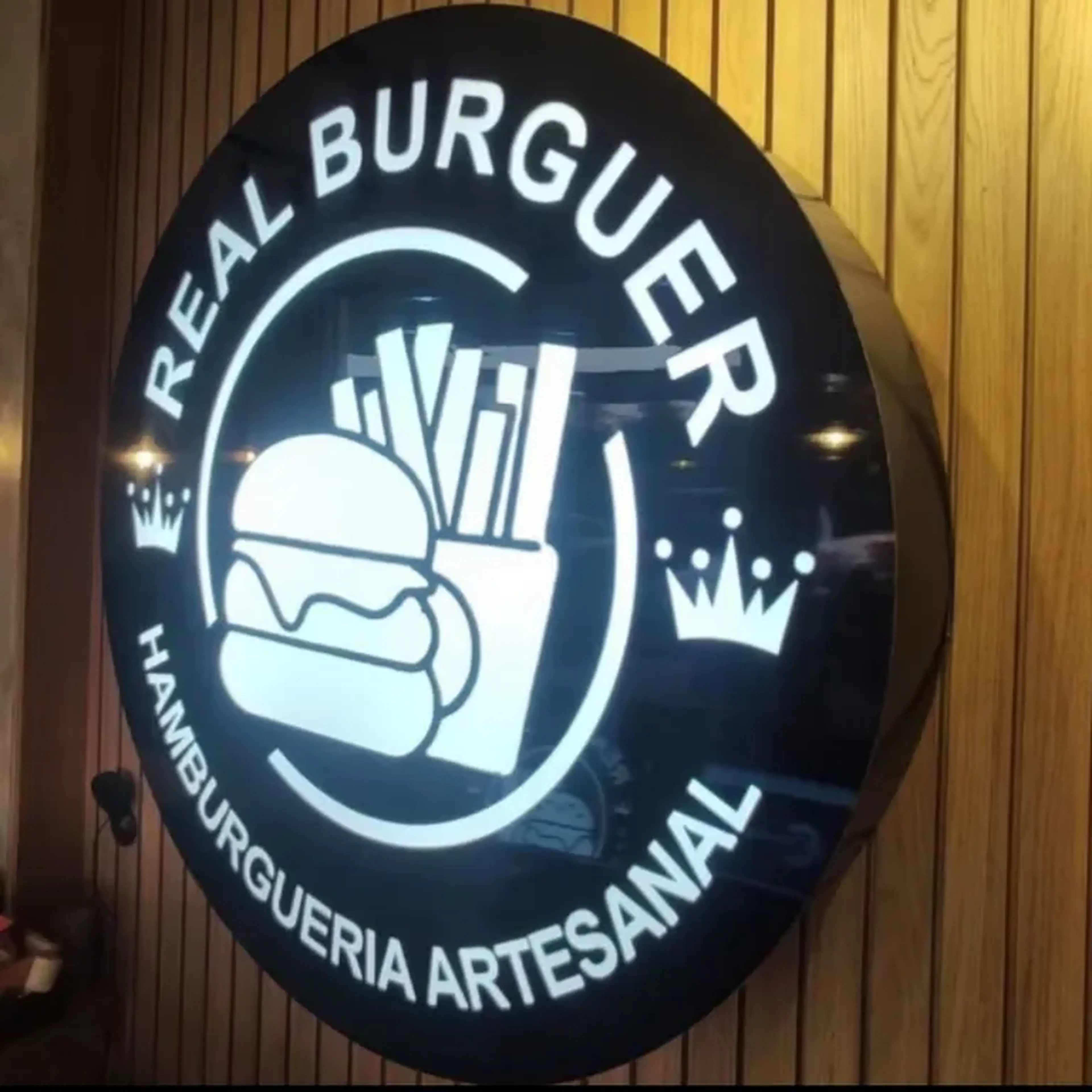 Placa Vazada luminosa em ACM imagem