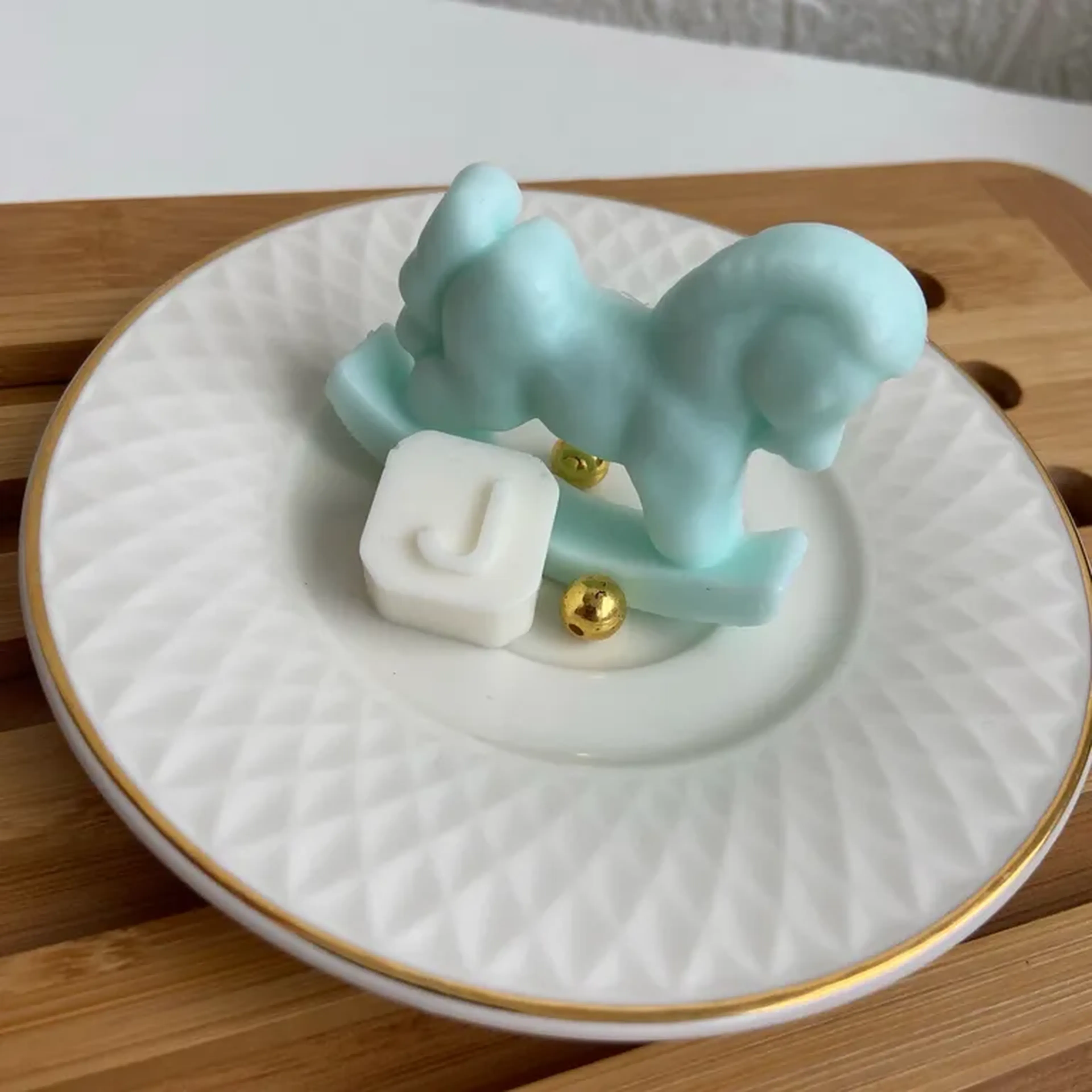 Sabonete Cavalinho + Incial do Bebê imagem