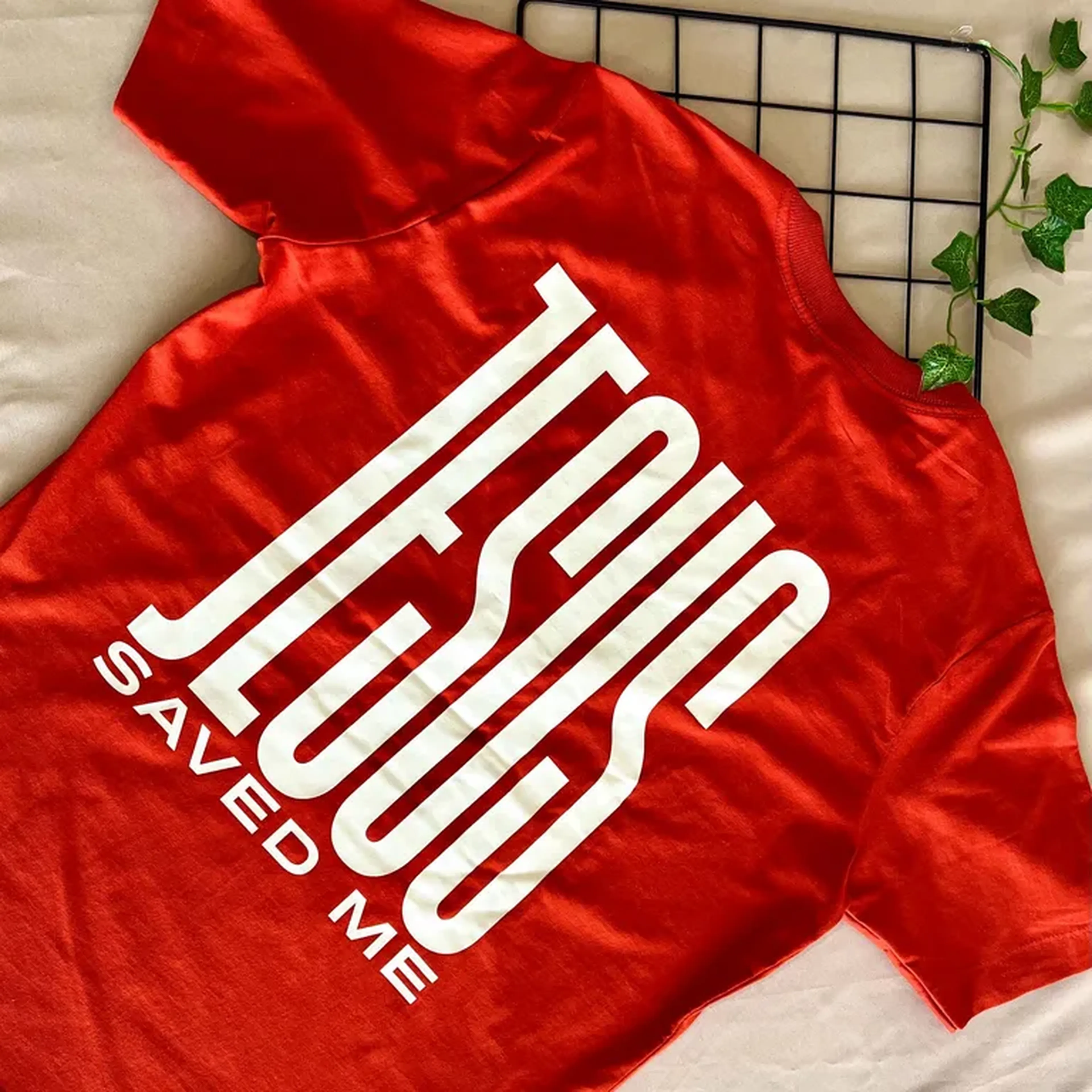 Camiseta tradicional Jesus saved me imagem