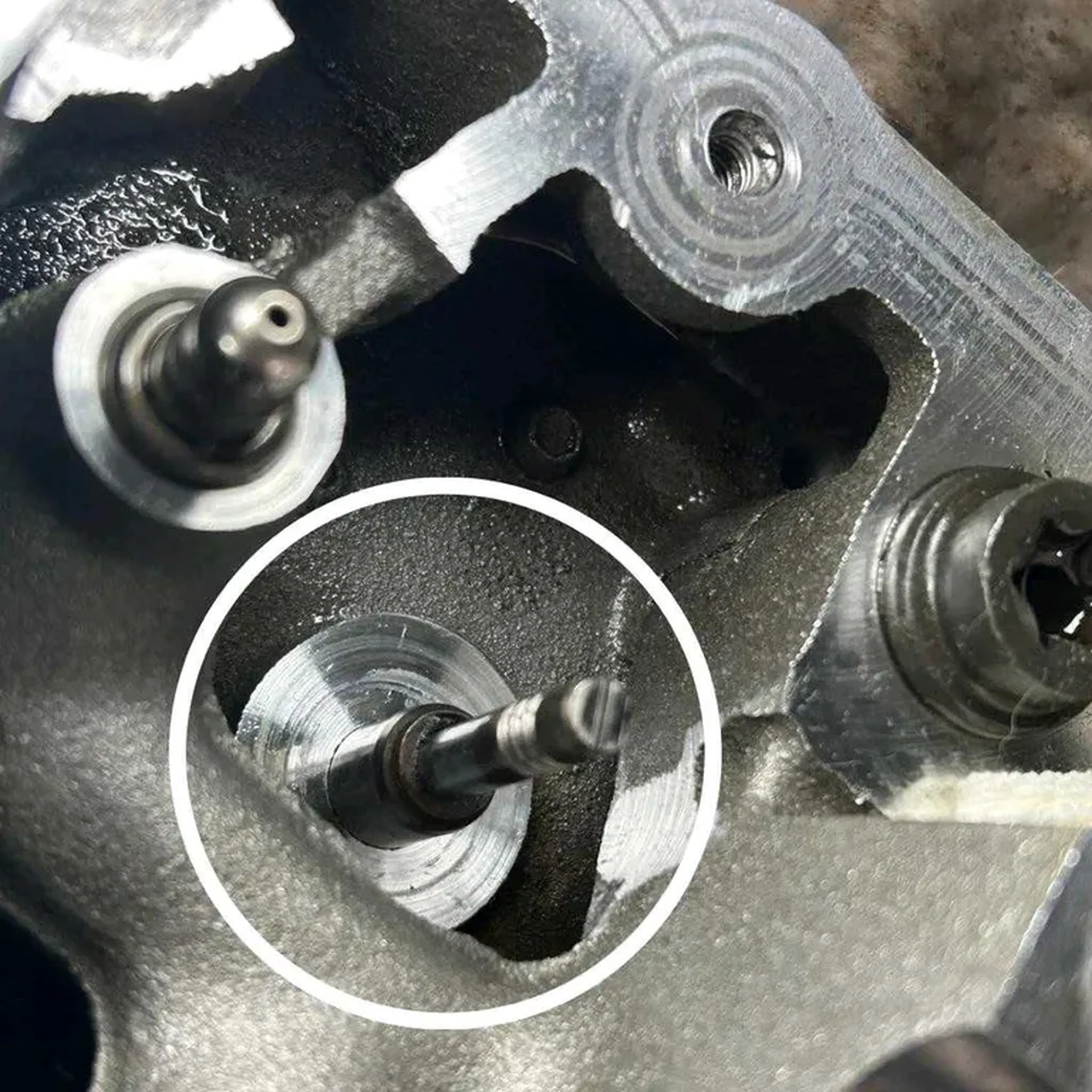 serviços de troca da bomba água THP imagem