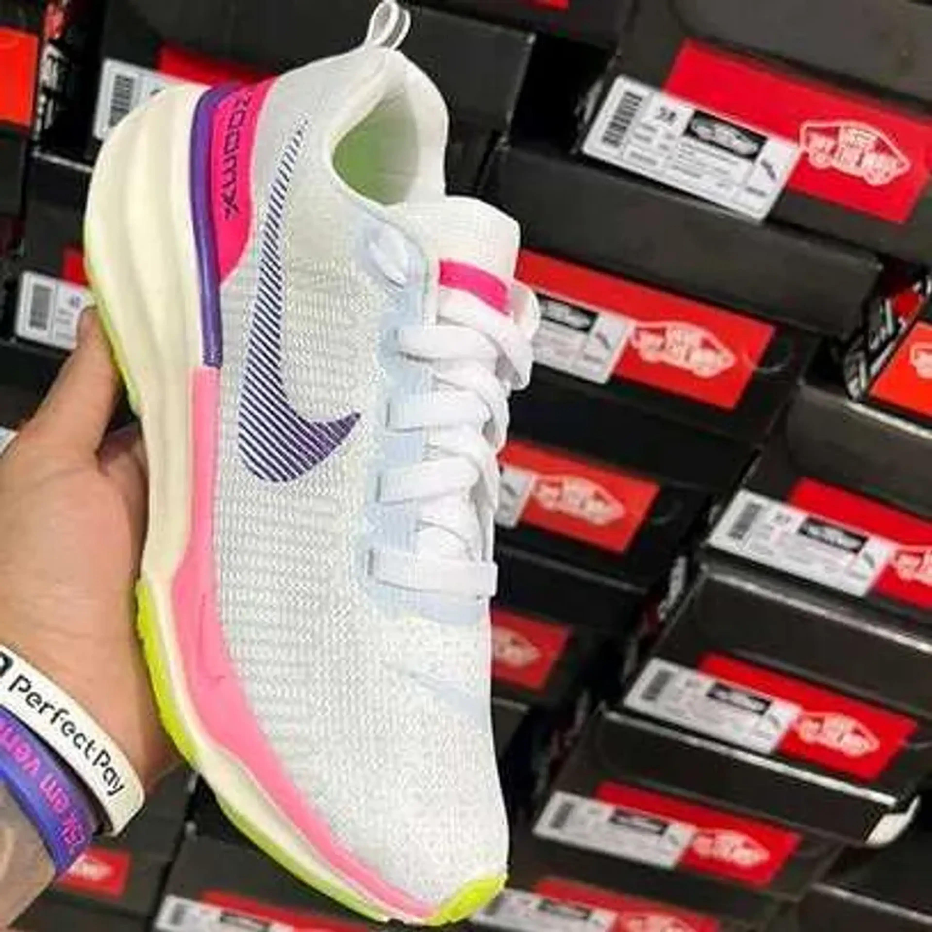 ZoomX 04 - (Linha Premium) x Branco Rosa imagem