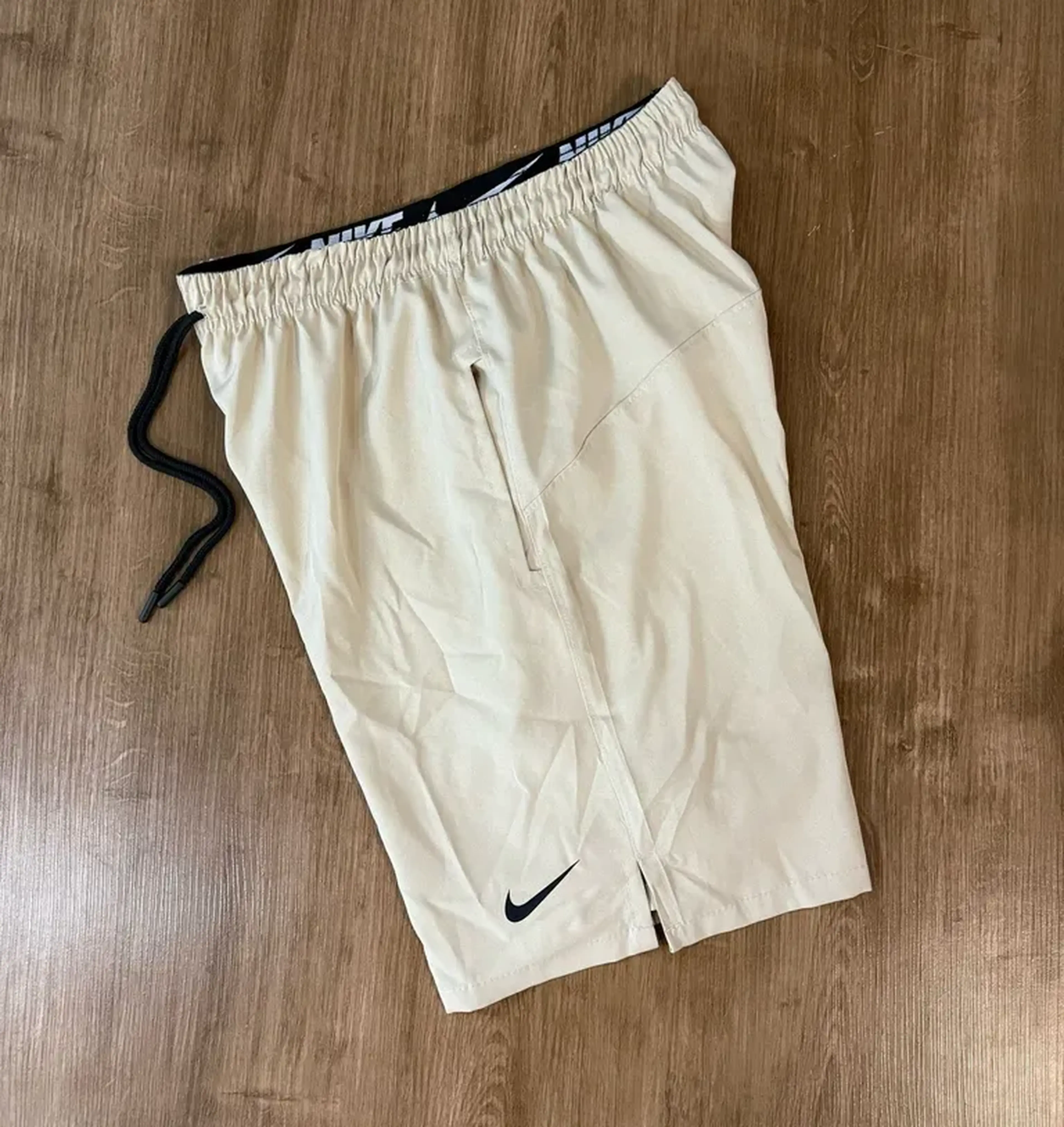 Shorte Tailandês Nike E imagem