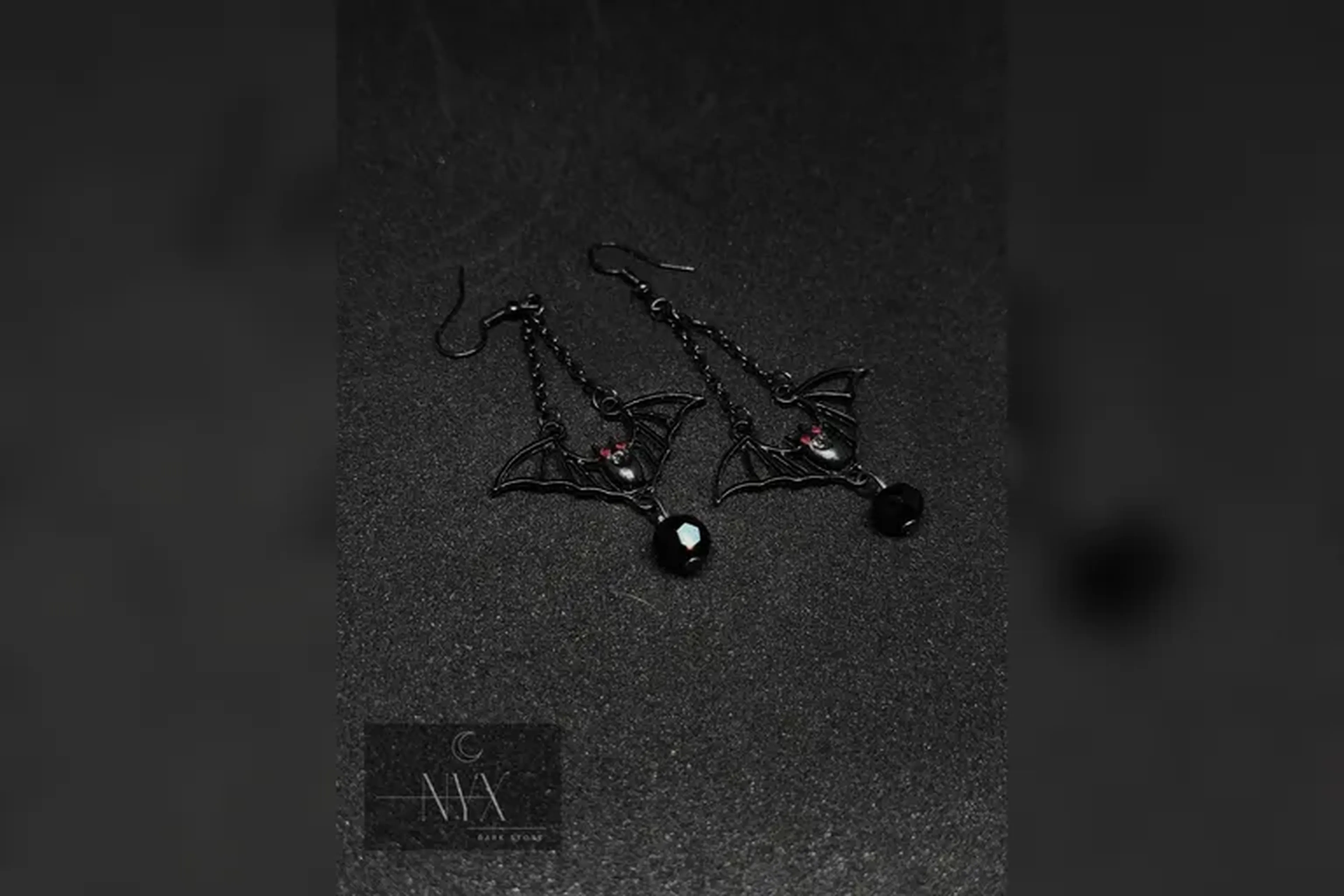 ✨Brinco morcego preto✨ imagem