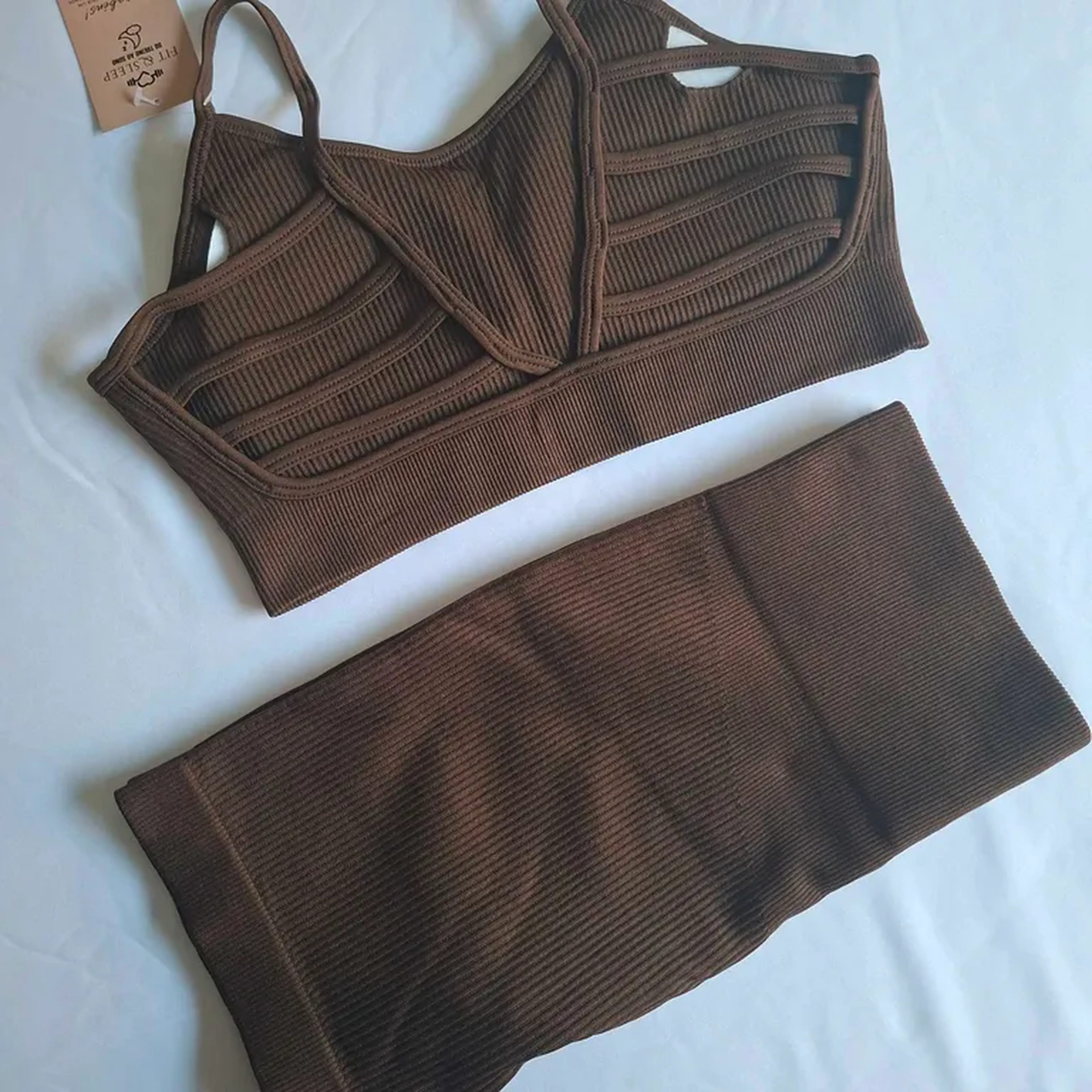 Conjunto de short marrom canelado imagem