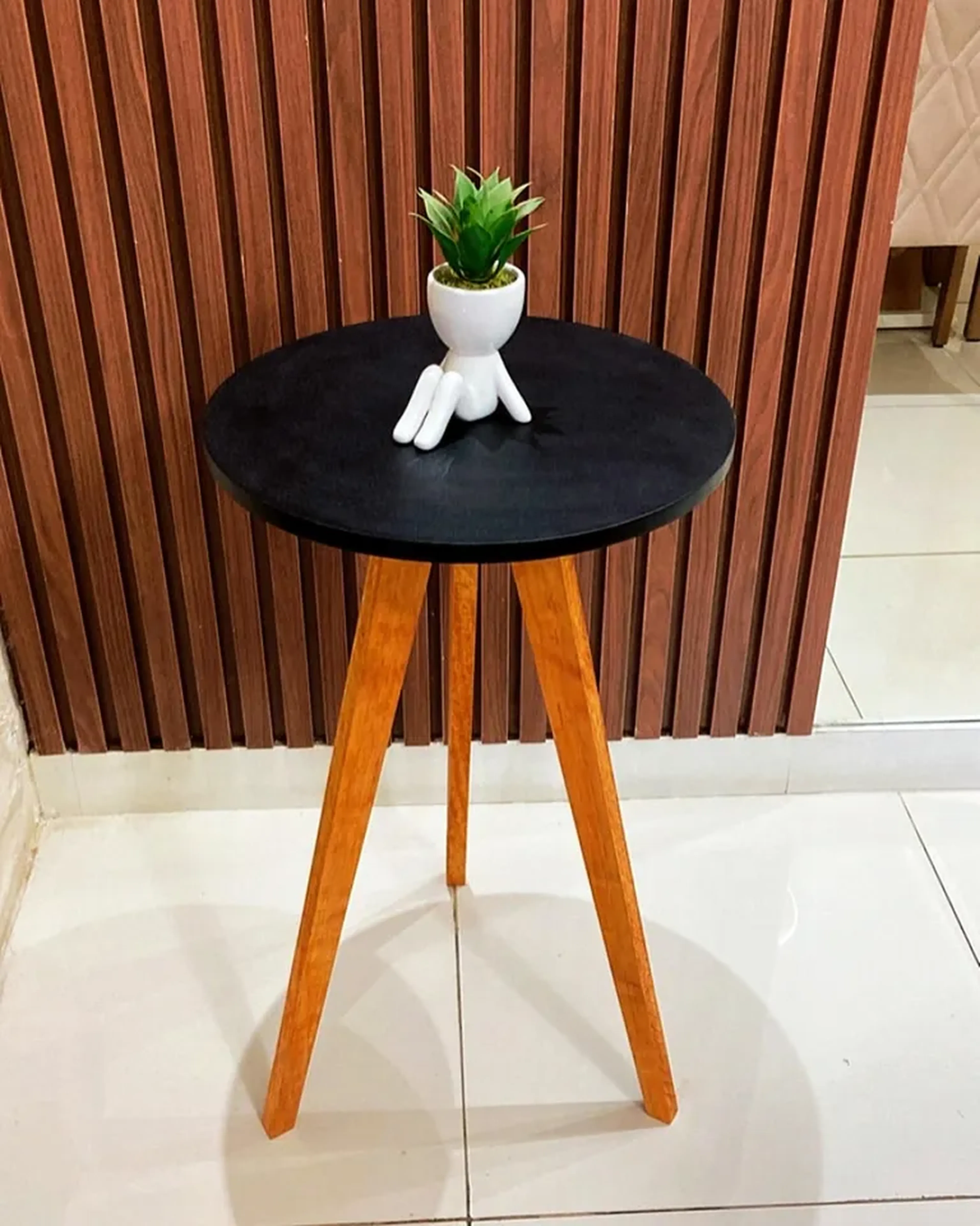 Mesa de canto imagem