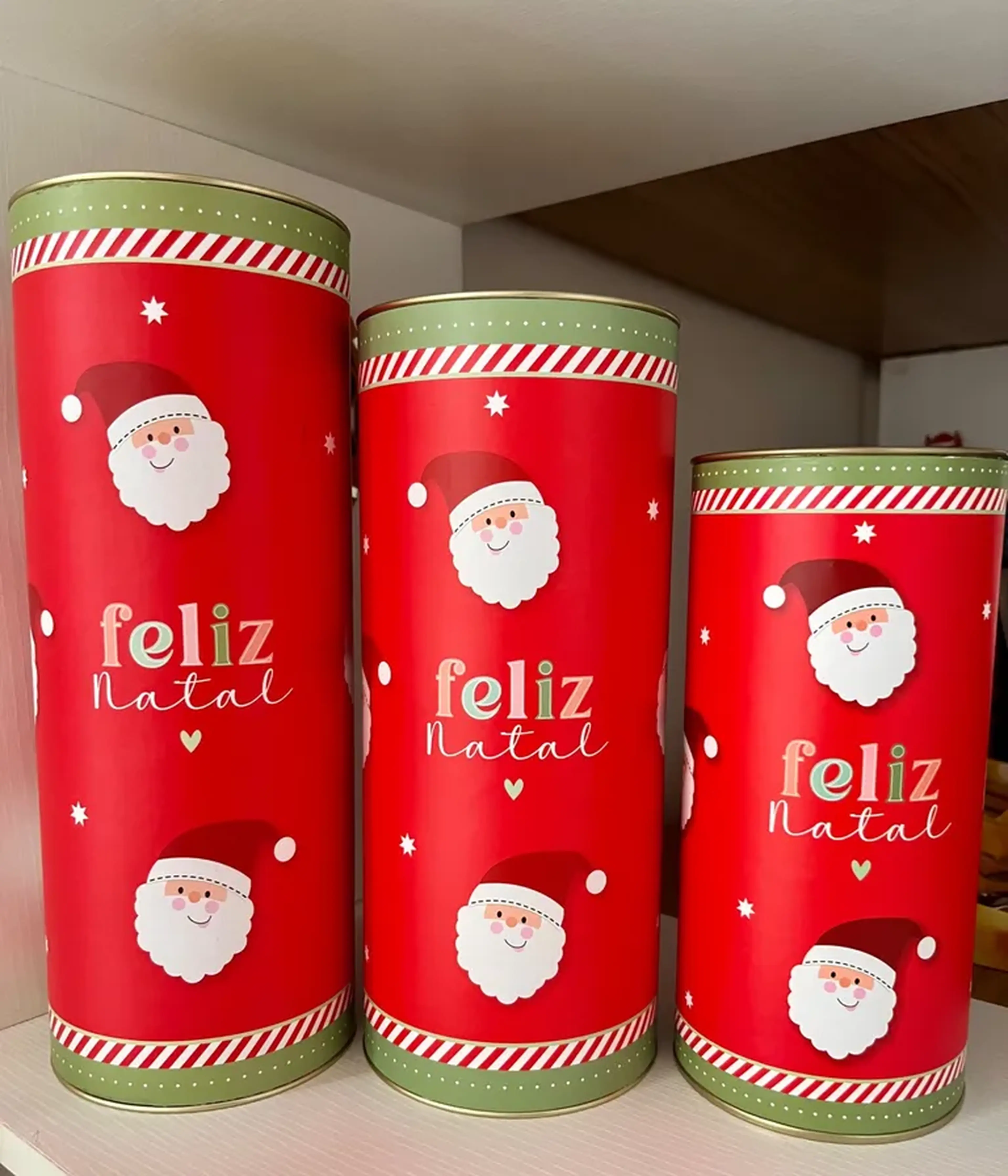 Lata Papai Noel G imagem