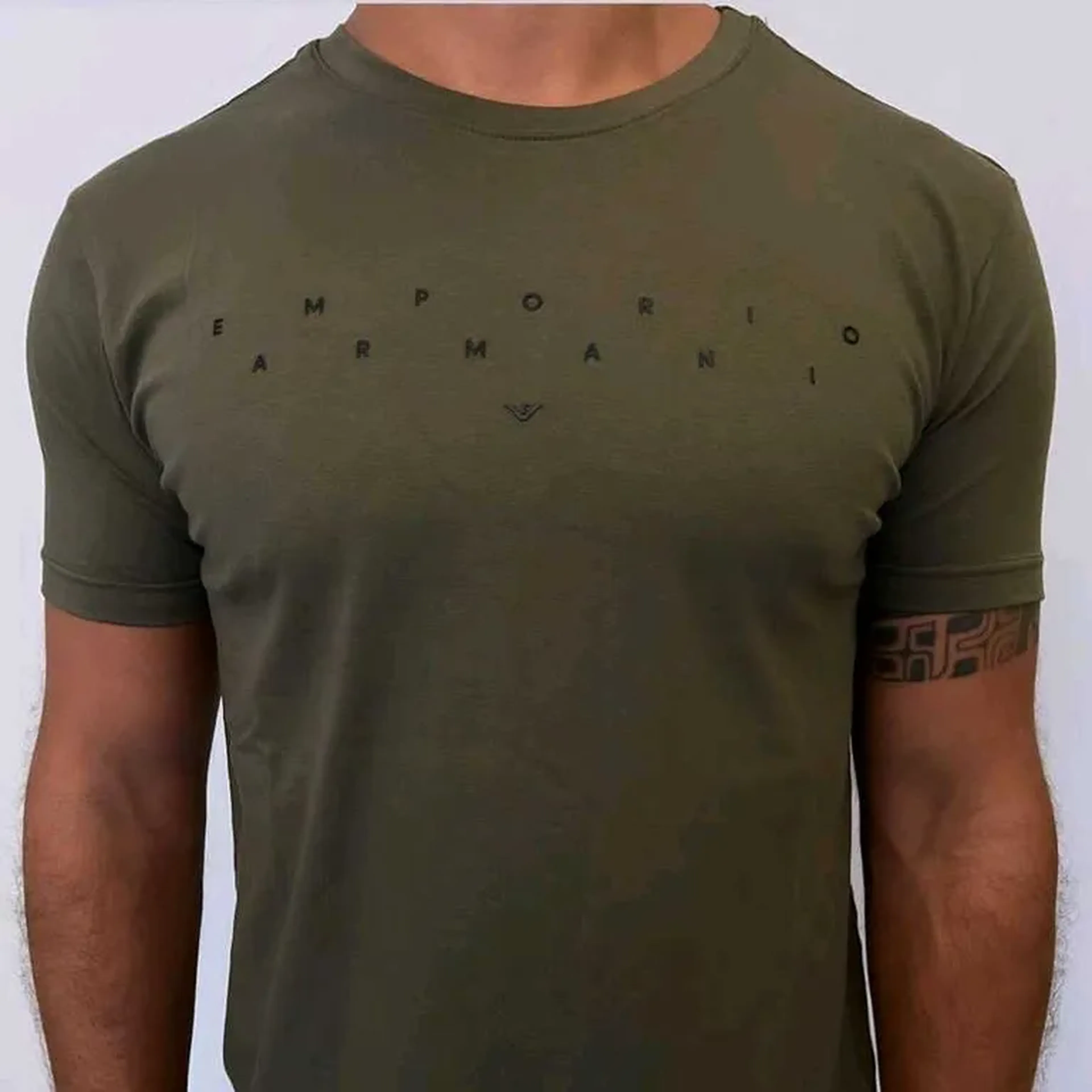 Camiseta Emp Armani Verde militar G imagem