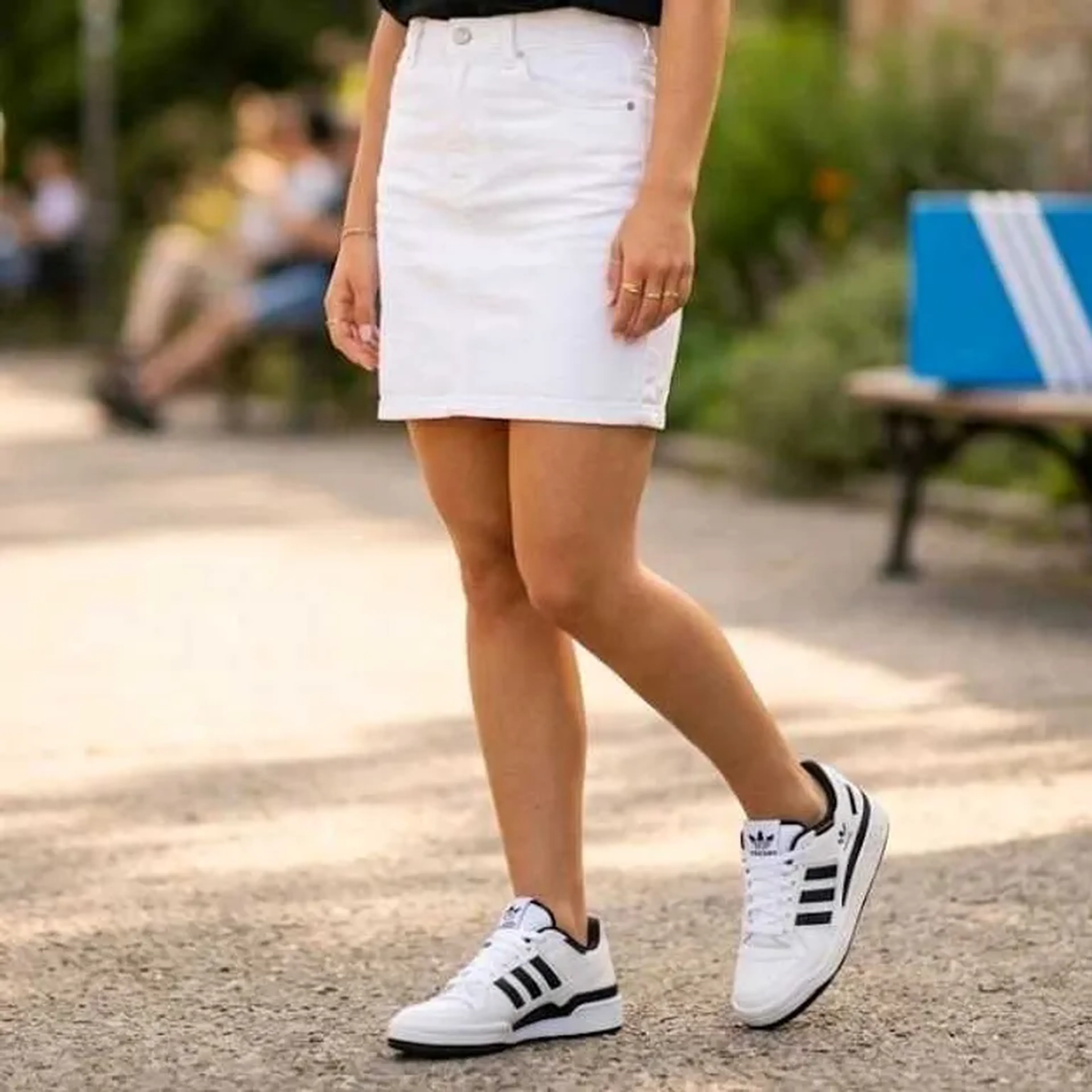 Tênis Feminino Adidas Fórum imagem