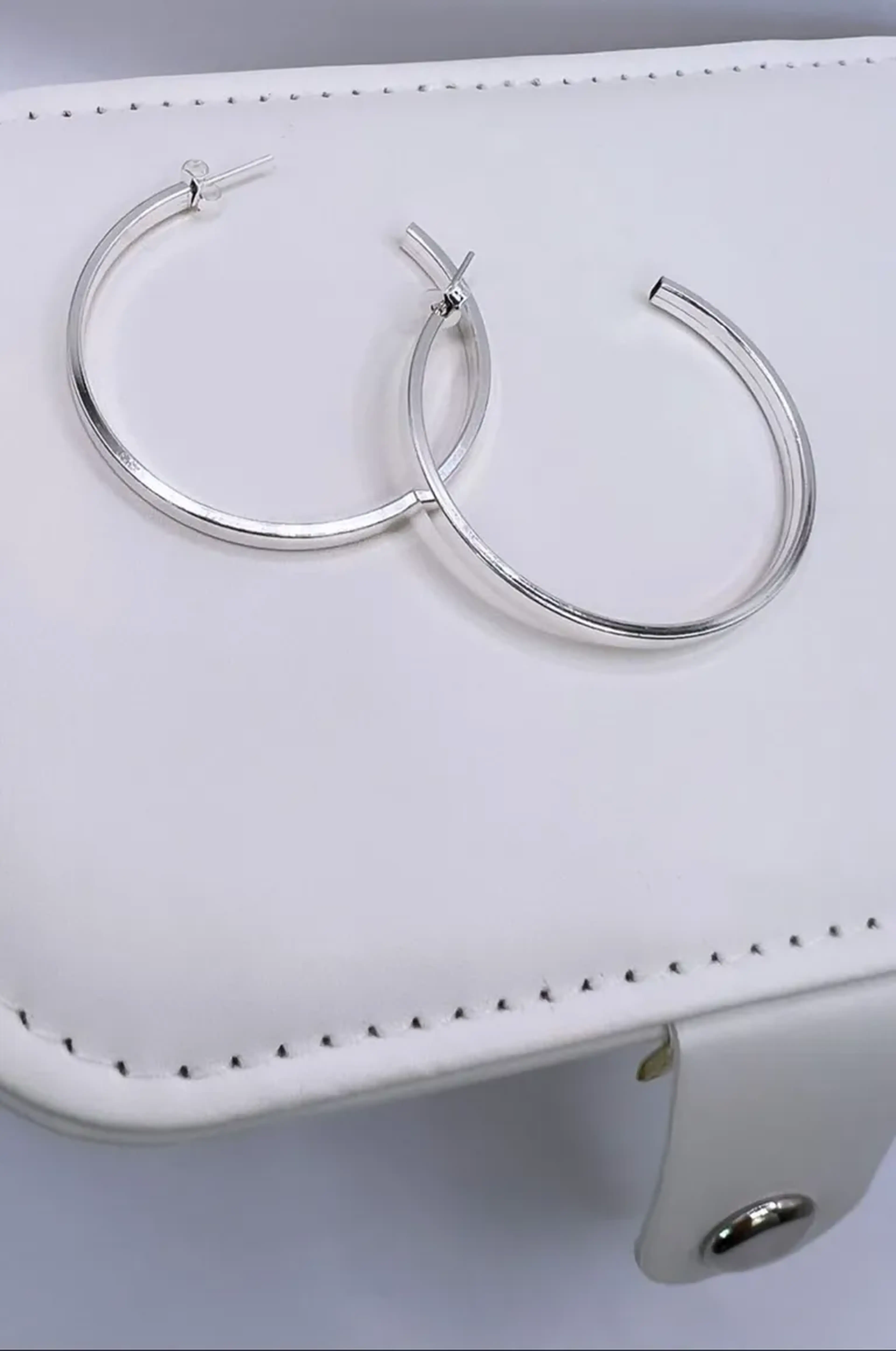 Argola fio quadrado imagem