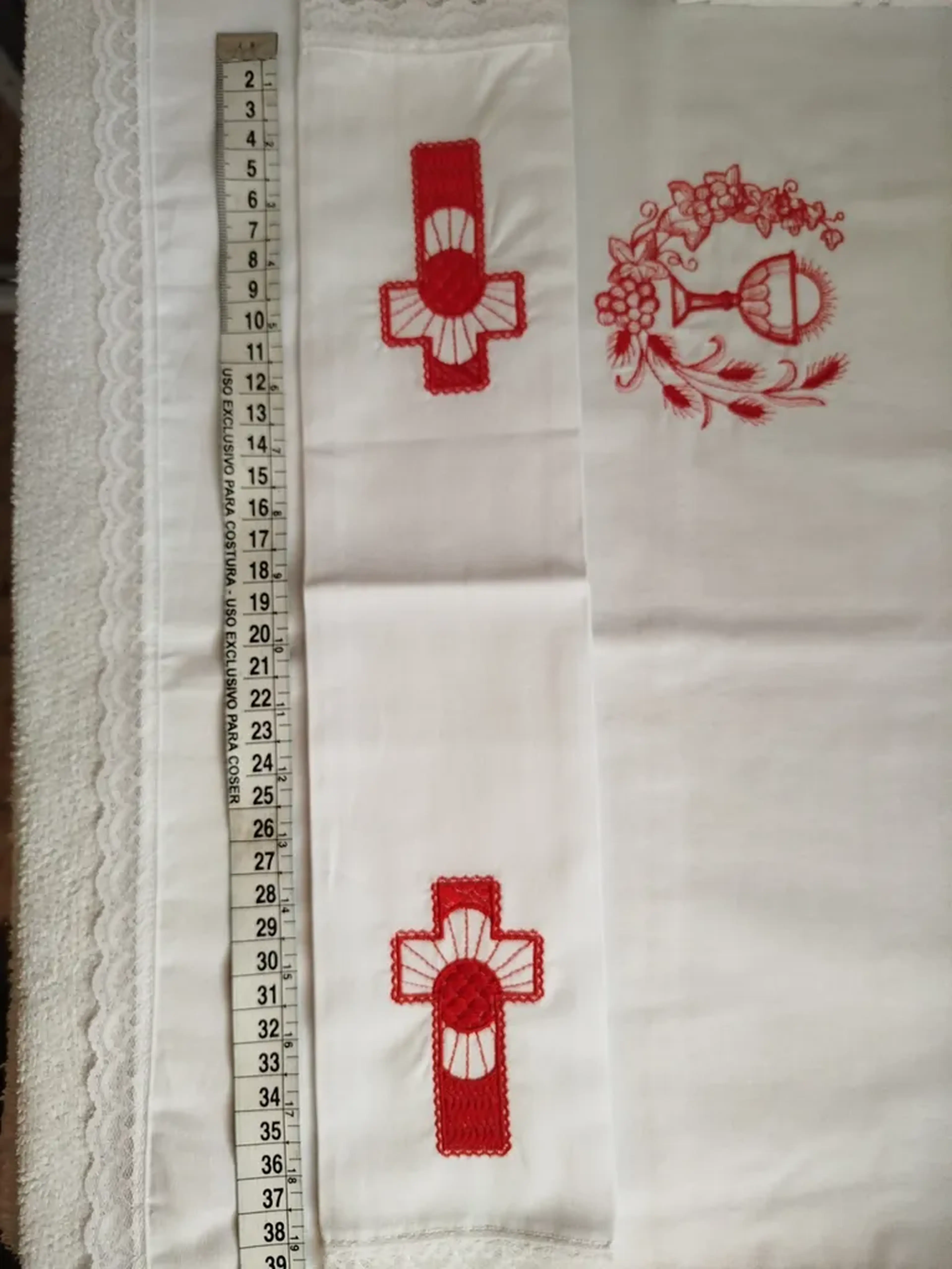 Alfaias litúrgicas - Vermelho imagem