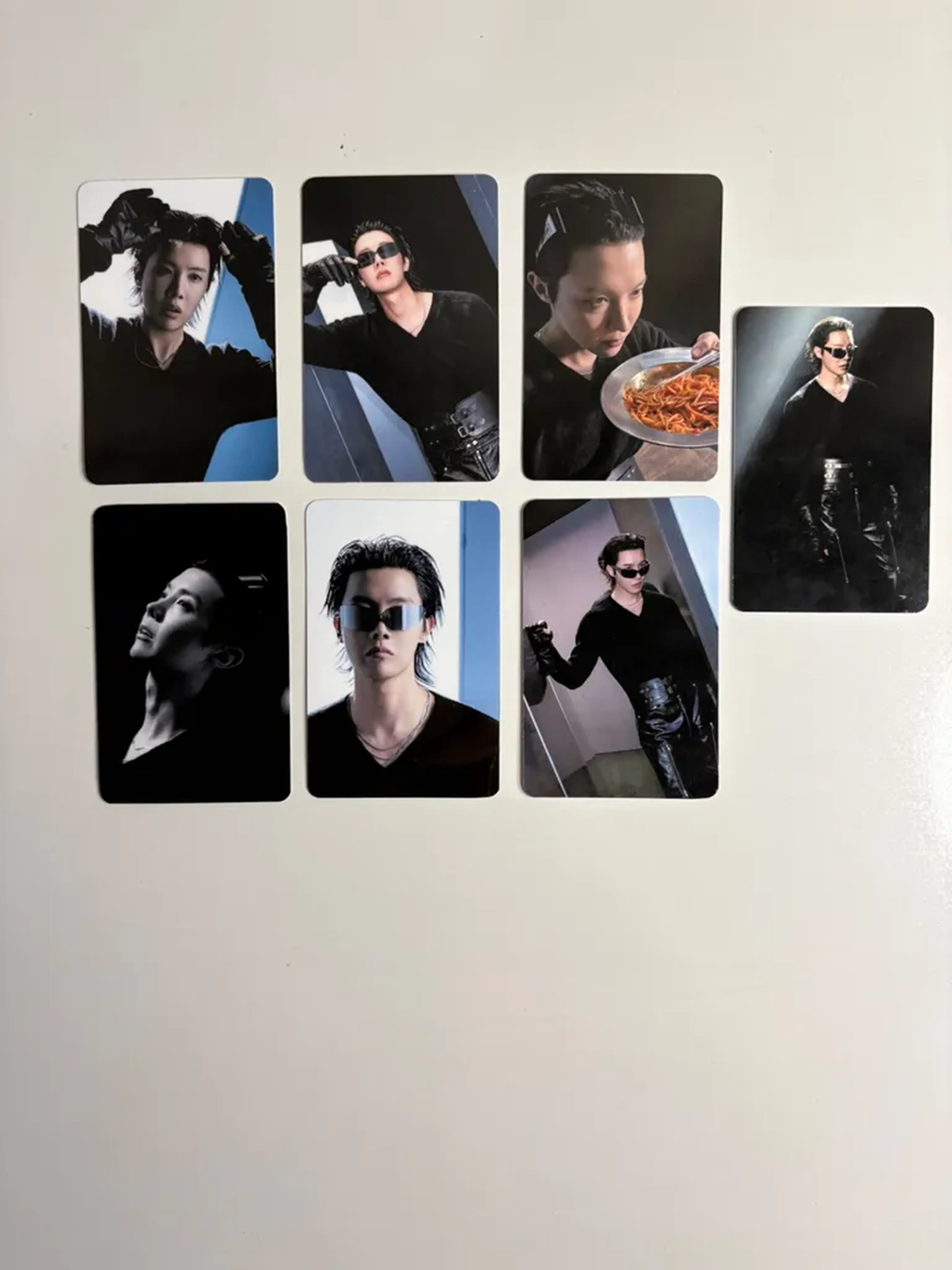 JHope spaghetti (7photocards e 1 pôster) imagem
