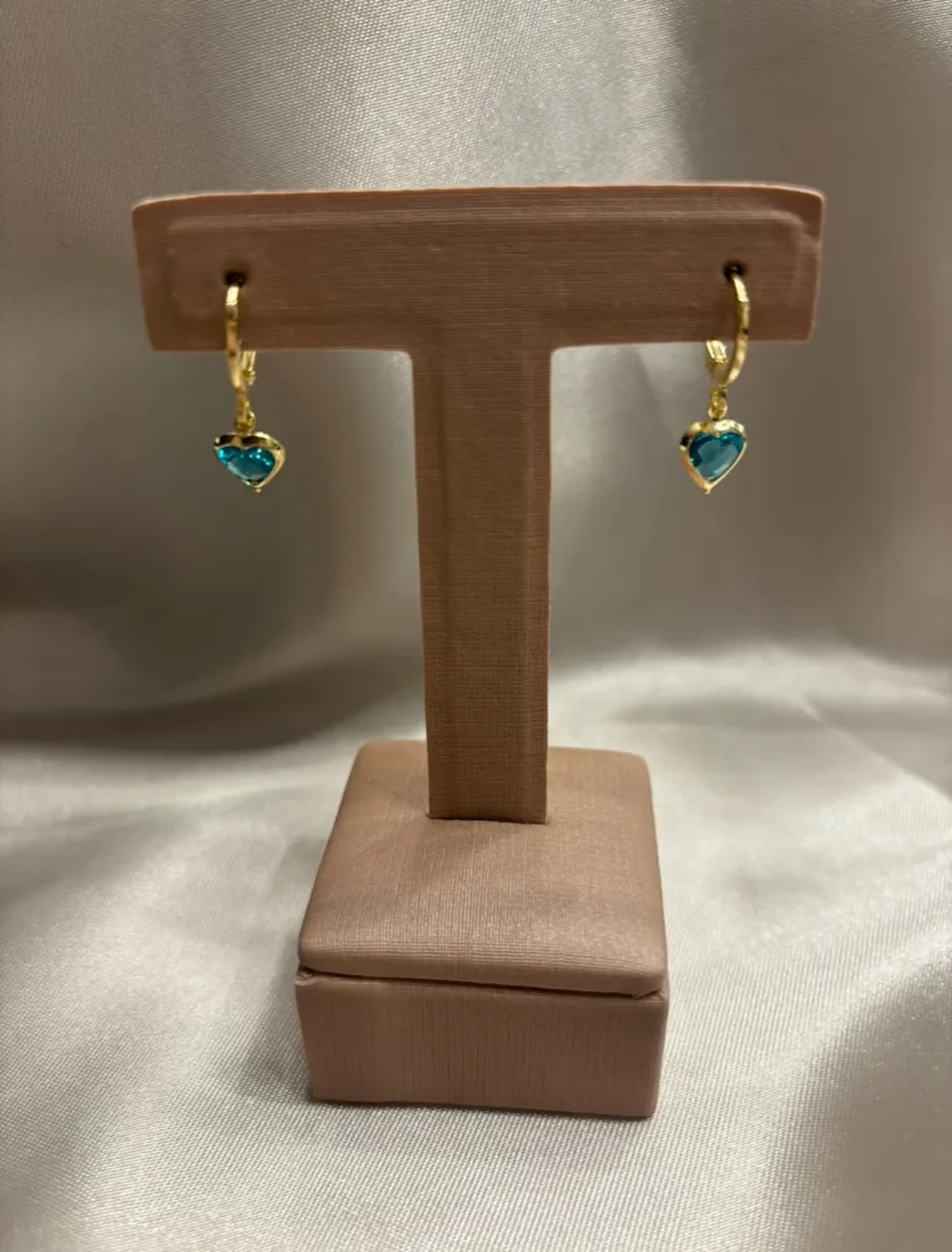 Argola com pedra blue imagem