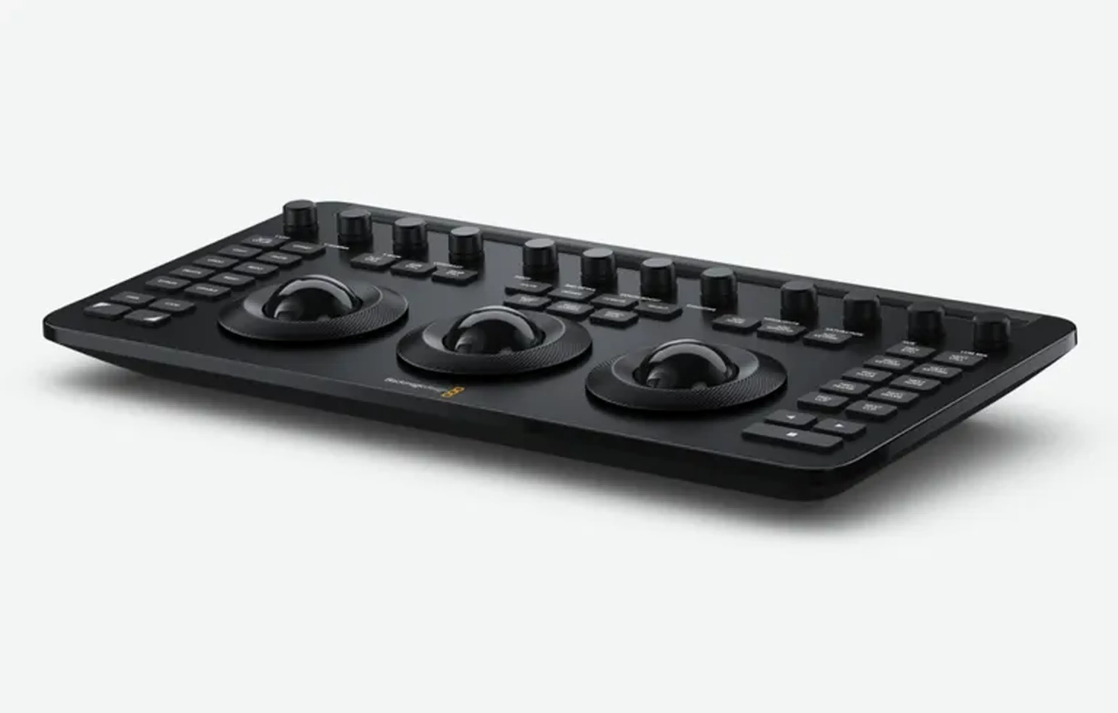 DaVinci Resolve Micro Color Panel imagem