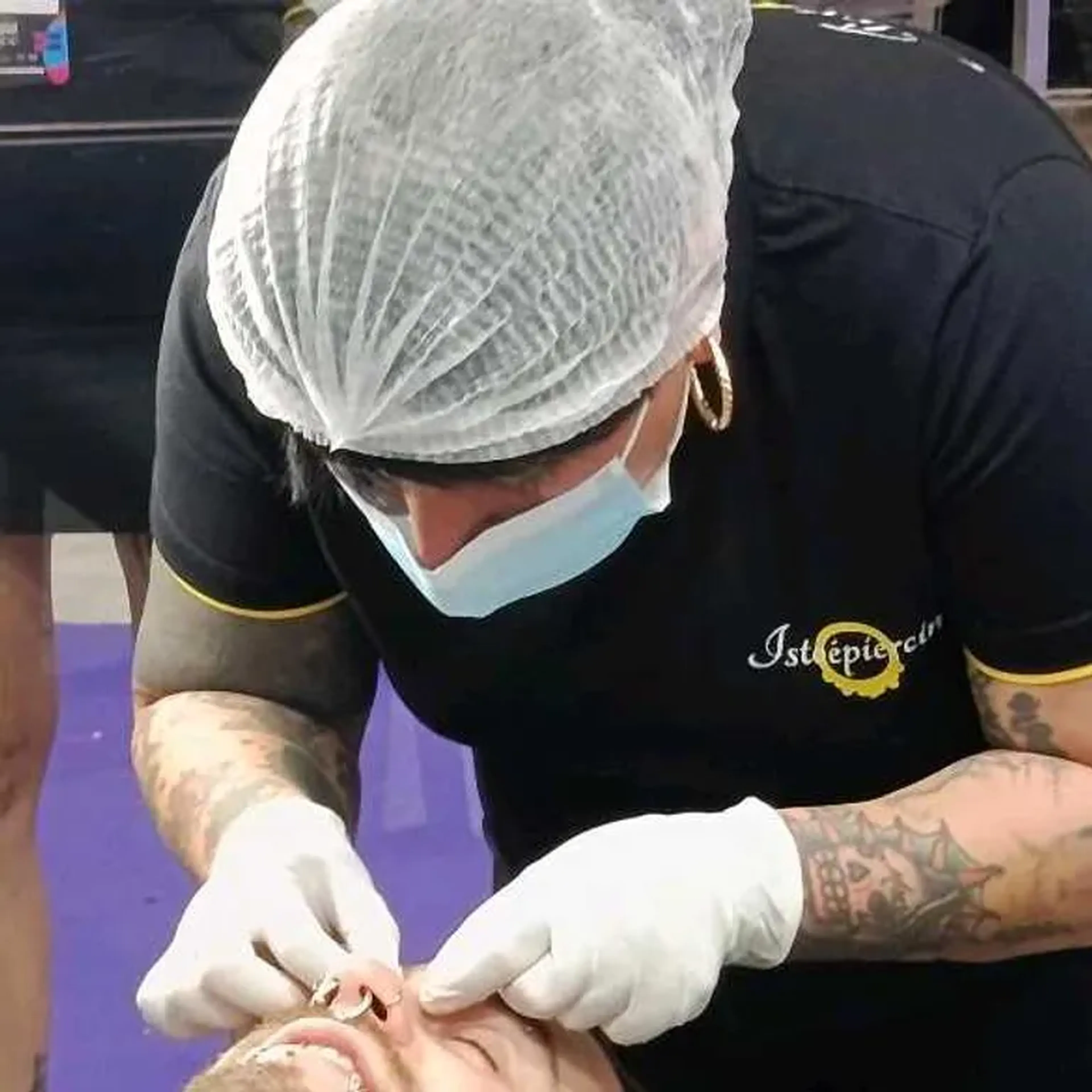2 perfurações (mão de obra+esterilização+laser) joia ñ inclusa imagem