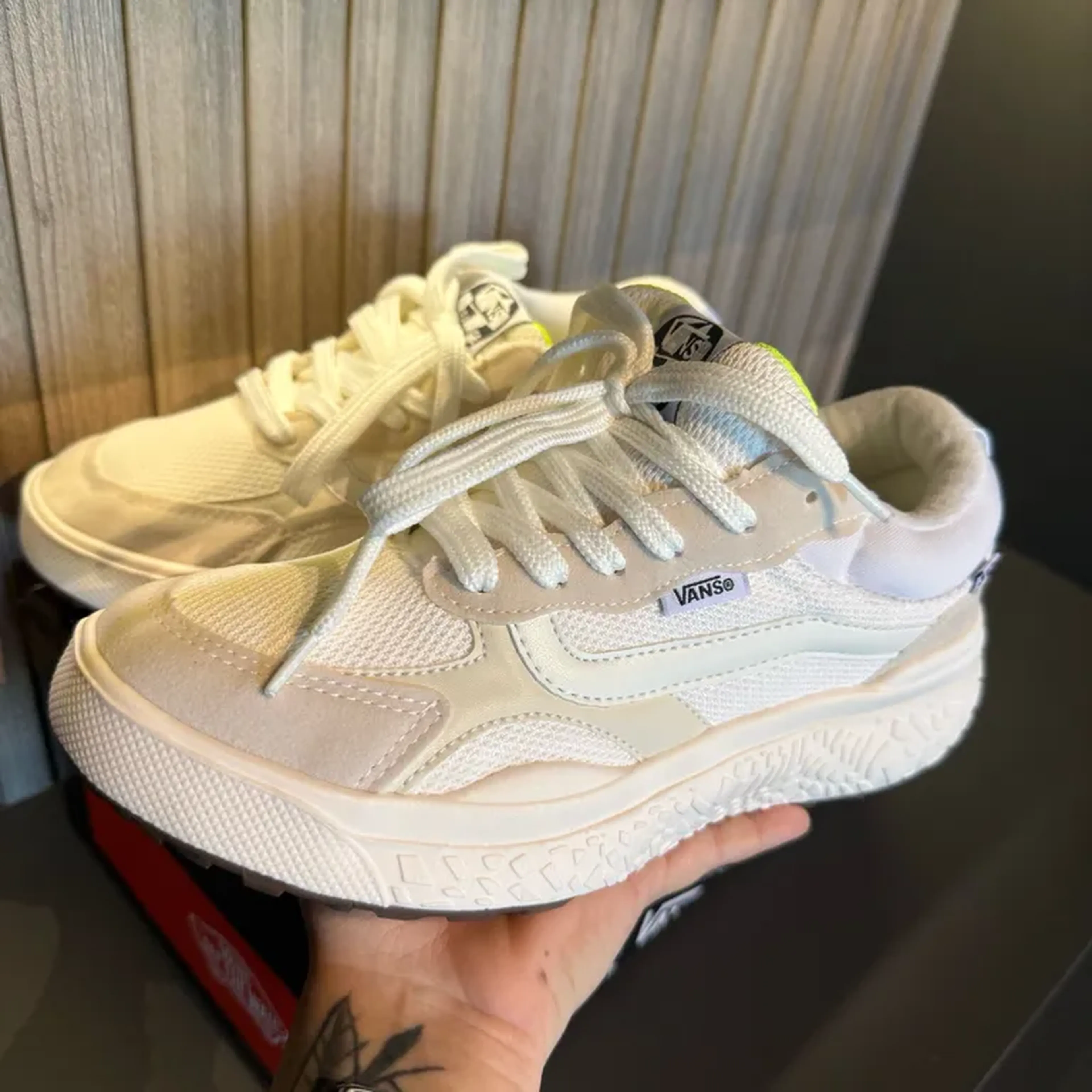 Vans UltraRange “White imagem