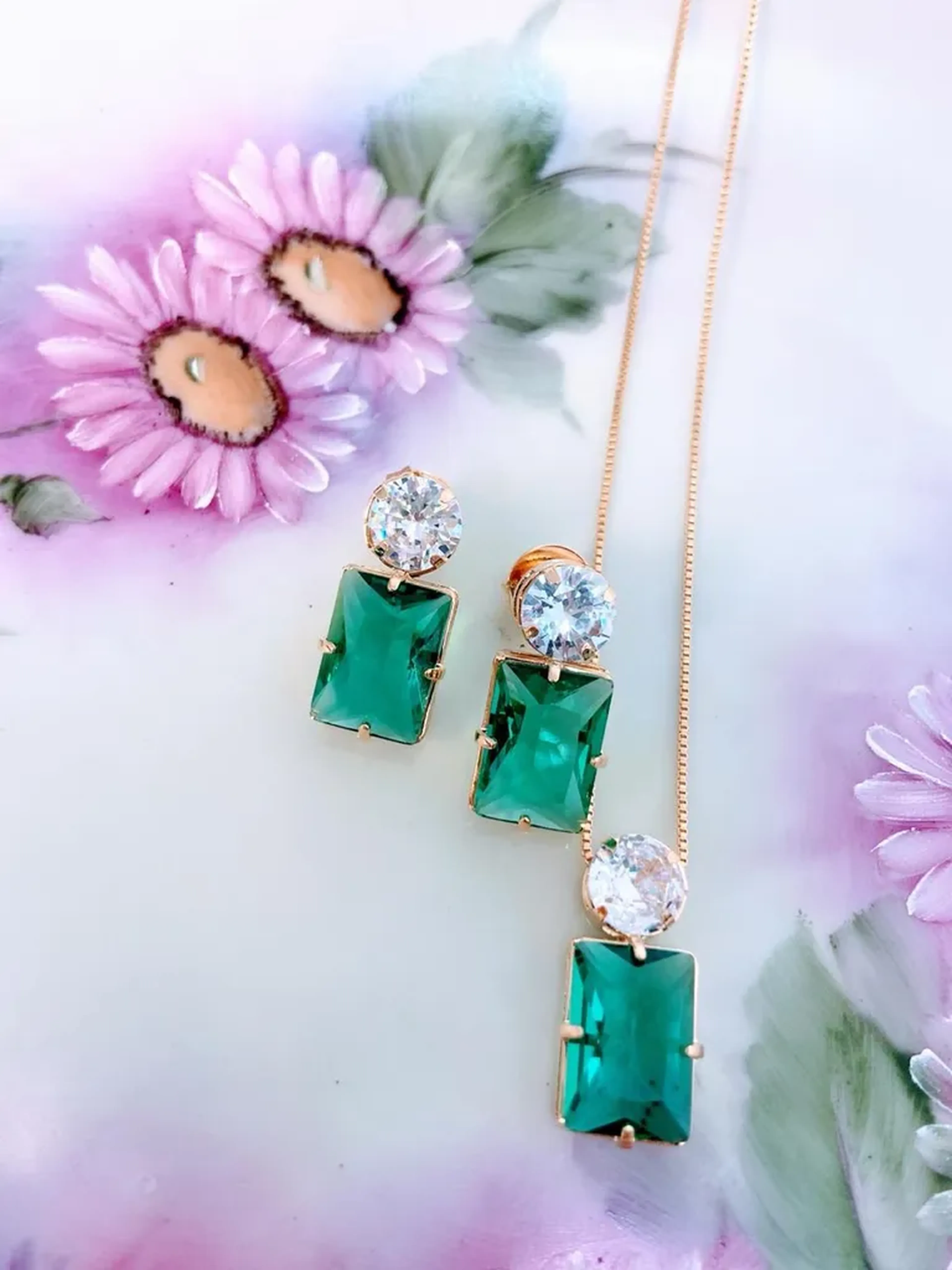 CONJUNTO QUADRADO ELEGANTE ESMERALDA ZIRCONIA- OURO 18K imagem