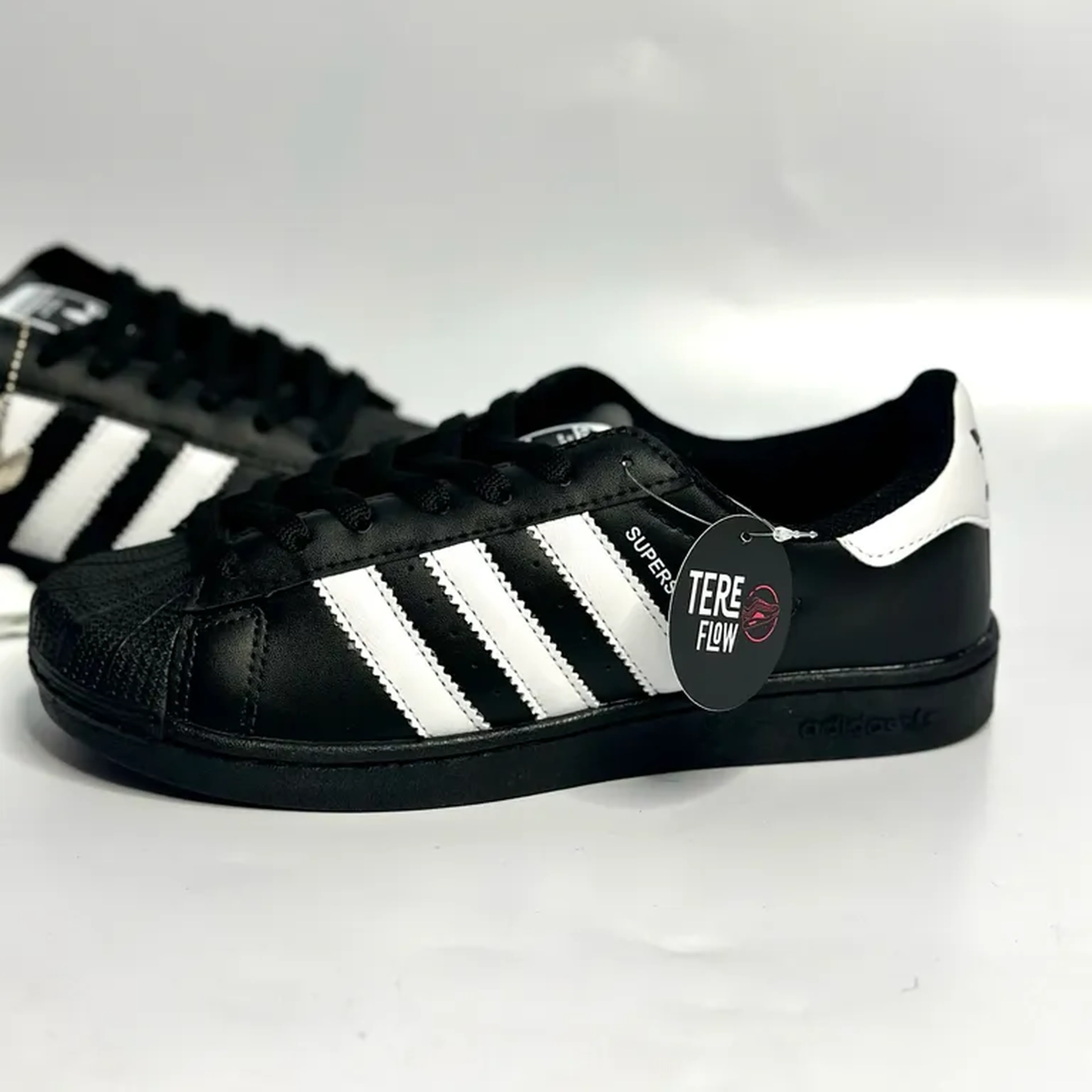Adidas Superstar Preto imagem