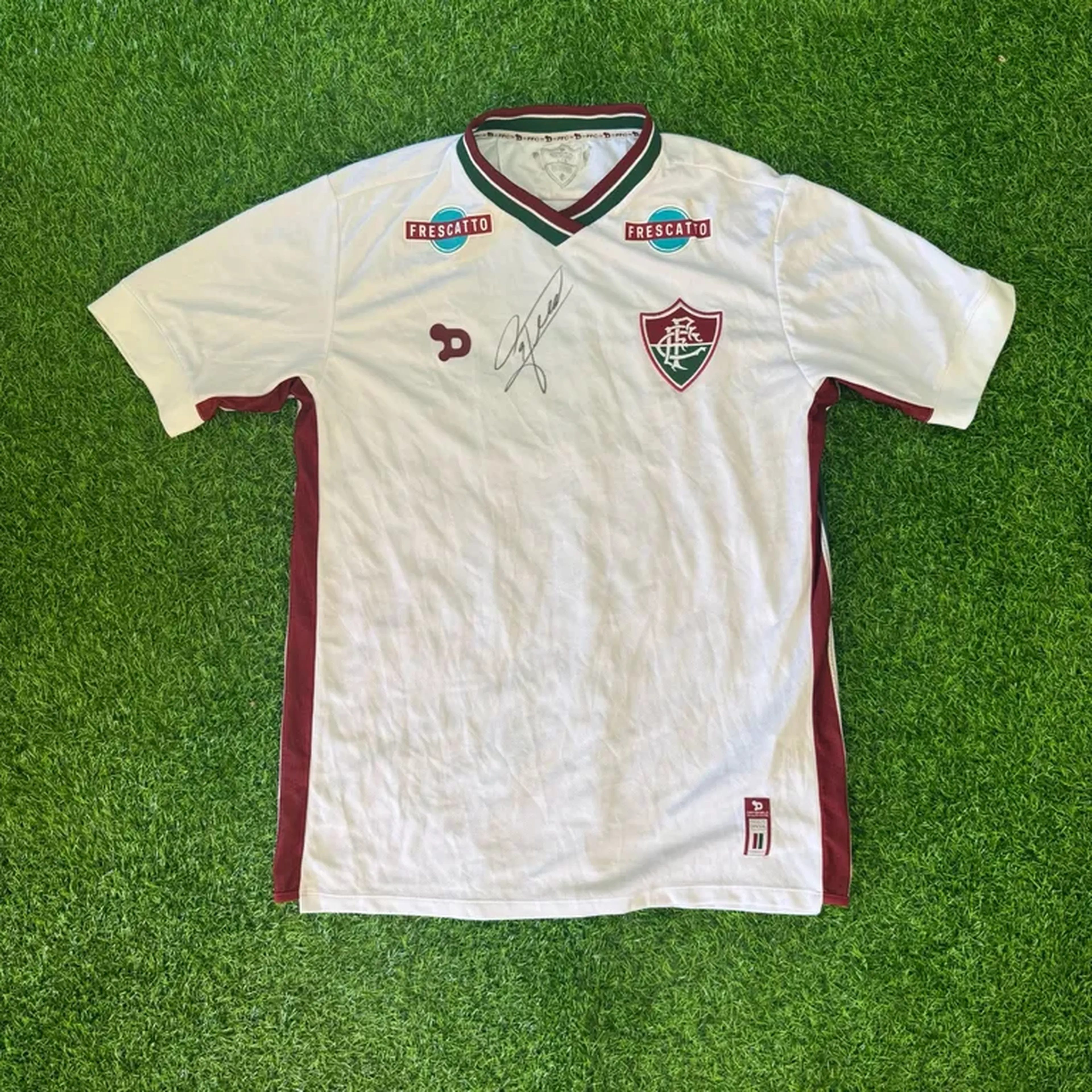 Camisa Fluminense Dry World 2016 - Autógrafo Fred imagem