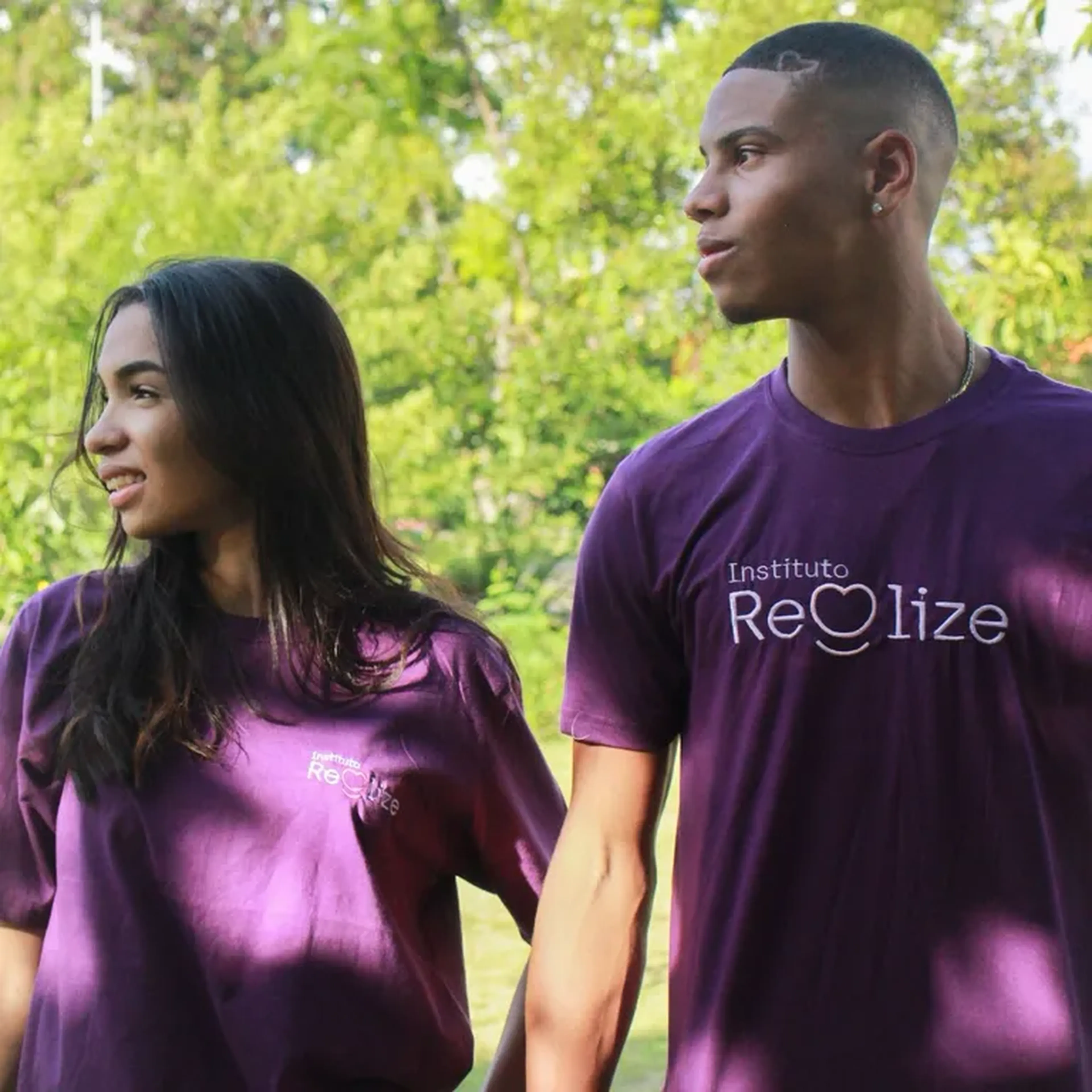 Camiseta Unissex - Roxa imagem