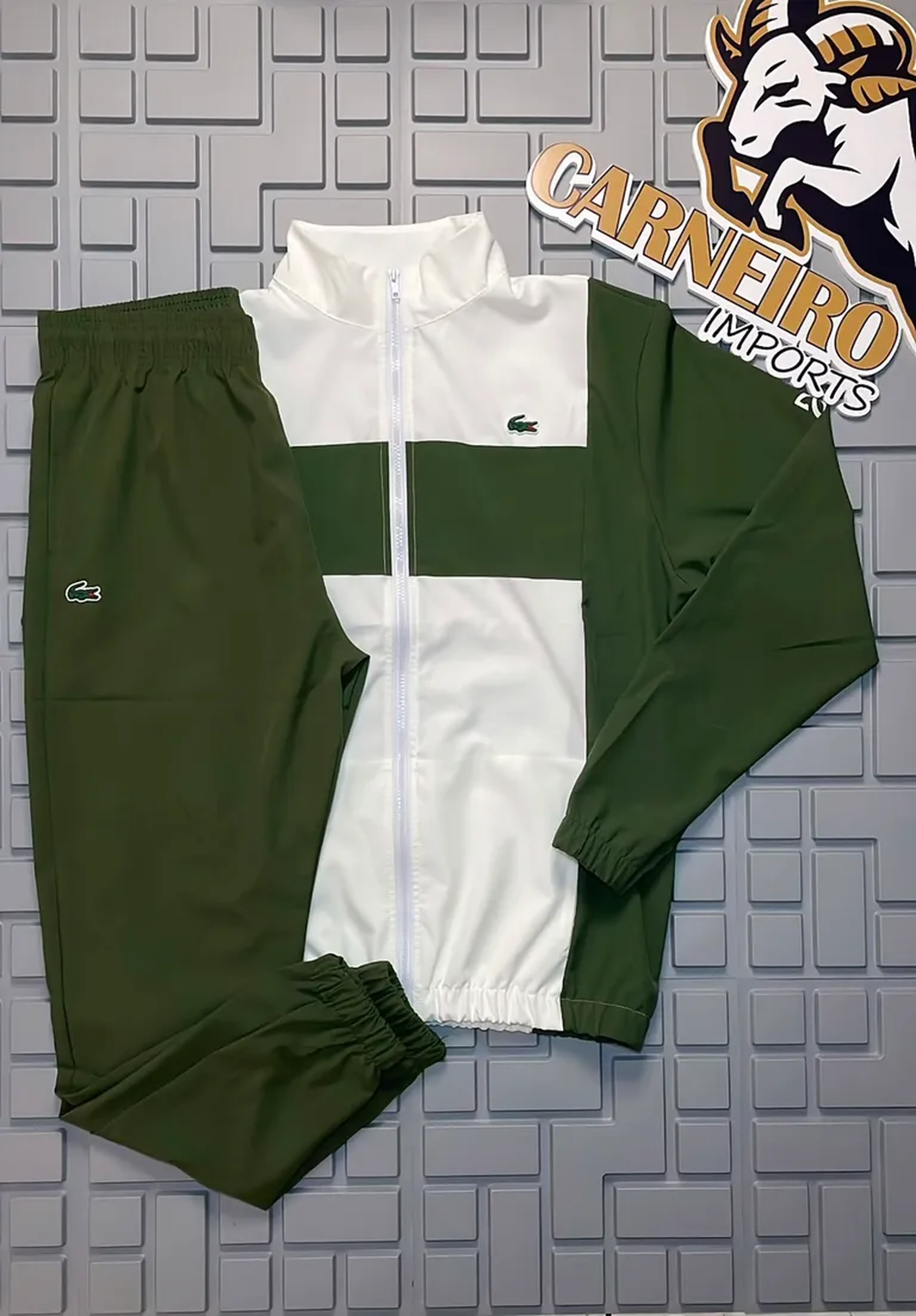 Conjunto agasalho corta vento Lacoste Sport imagem