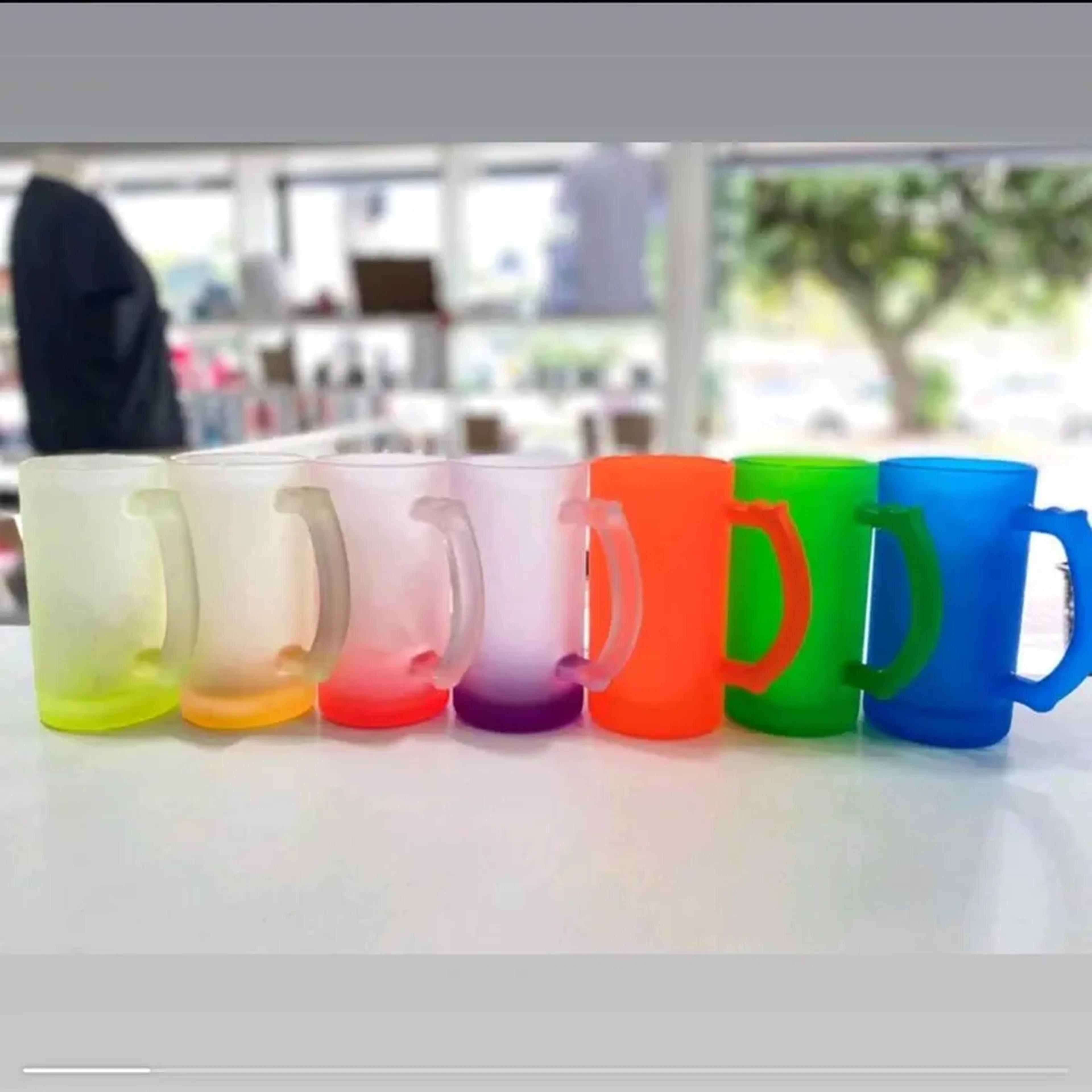 Caneca de vidro jateado imagem