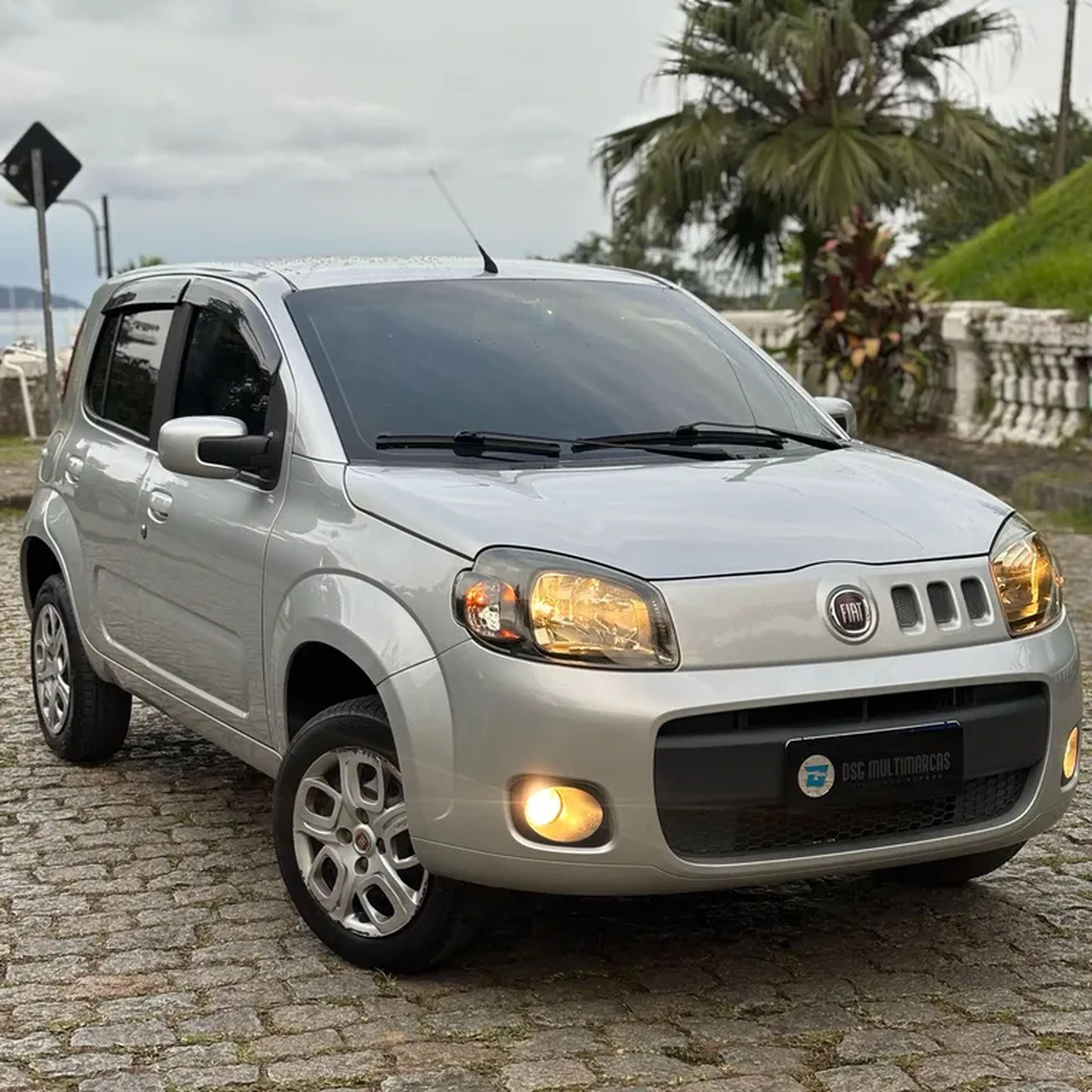 Fiat Uno completo! 2012 imagem