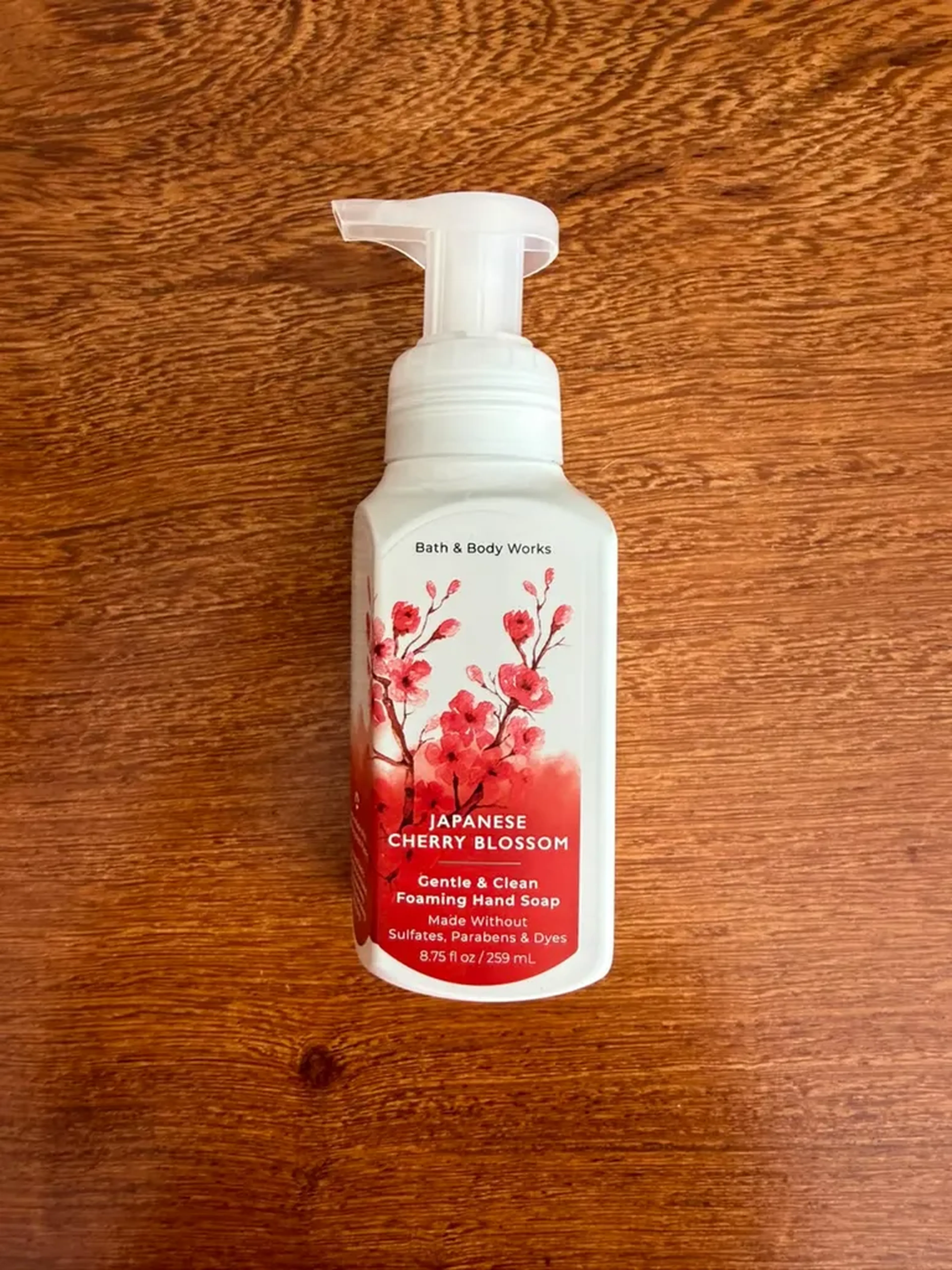 BBW Japanese Cherry Blossom Gentle e Clean Foaming Hand Soap imagem
