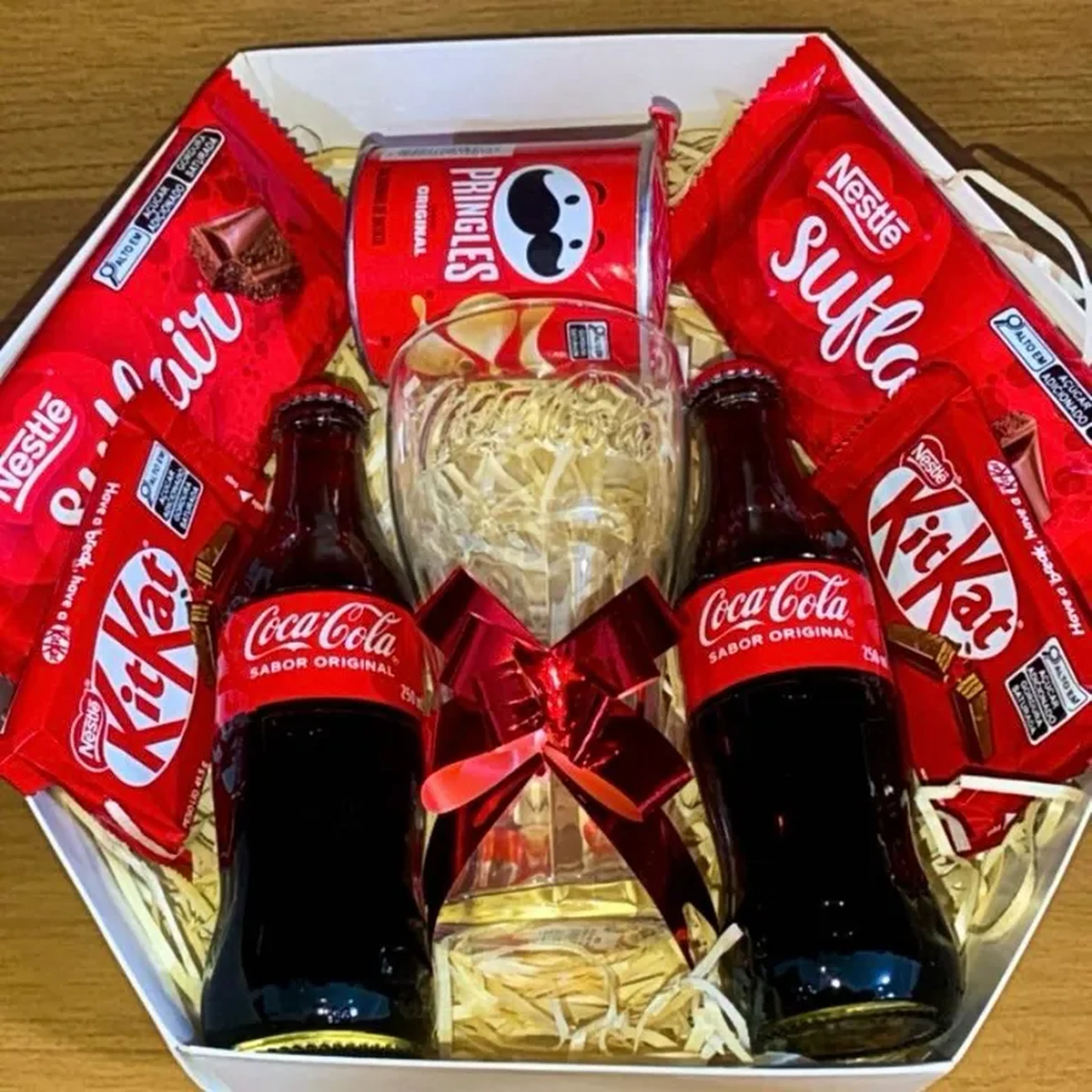 PROMOÇÃO!!! Box Coca-Cola ❤️‍🔥🍫🥤 imagem