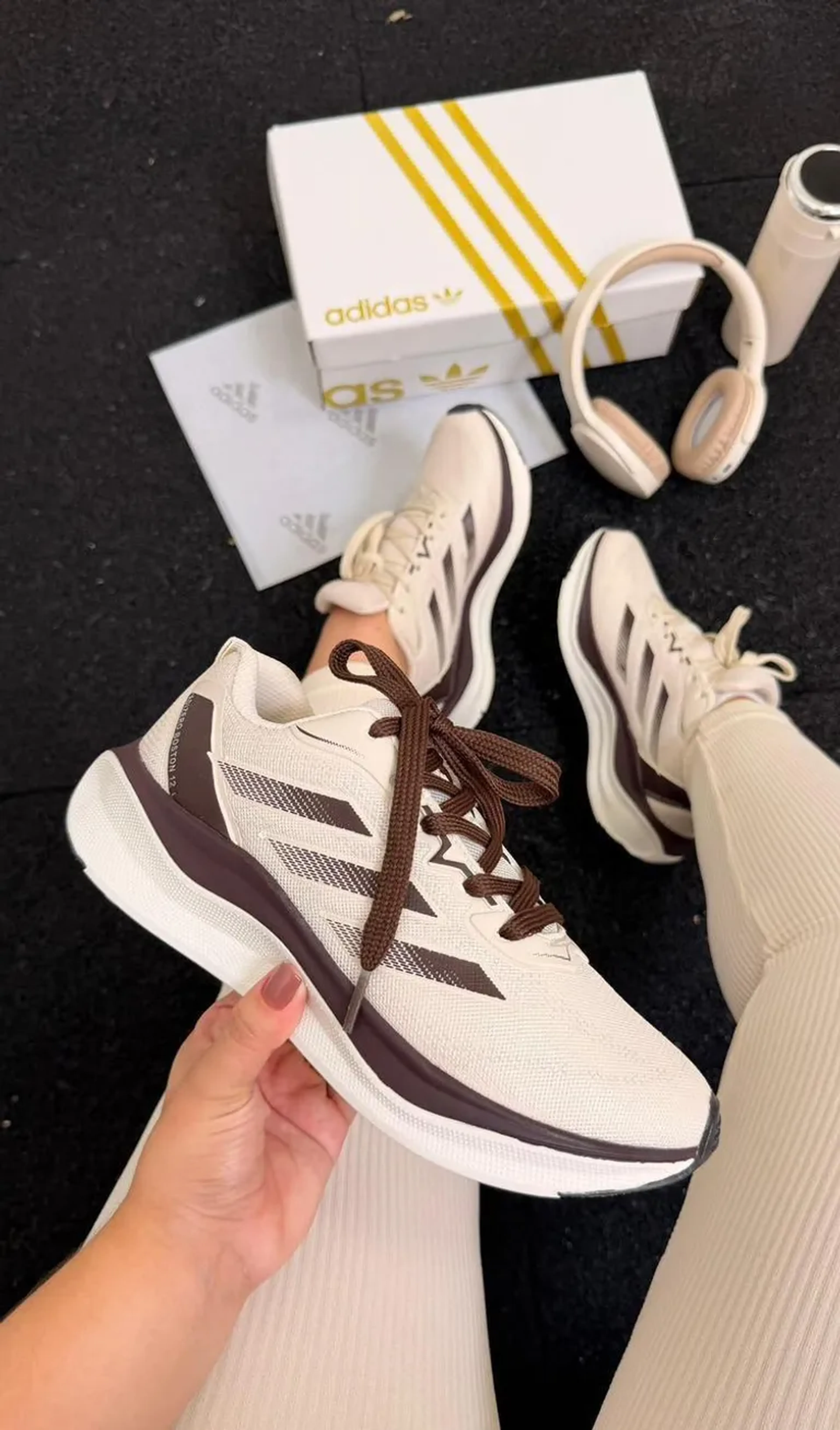 Adidas Supernova Adizero Boston Off White e Marrom 38 imagem