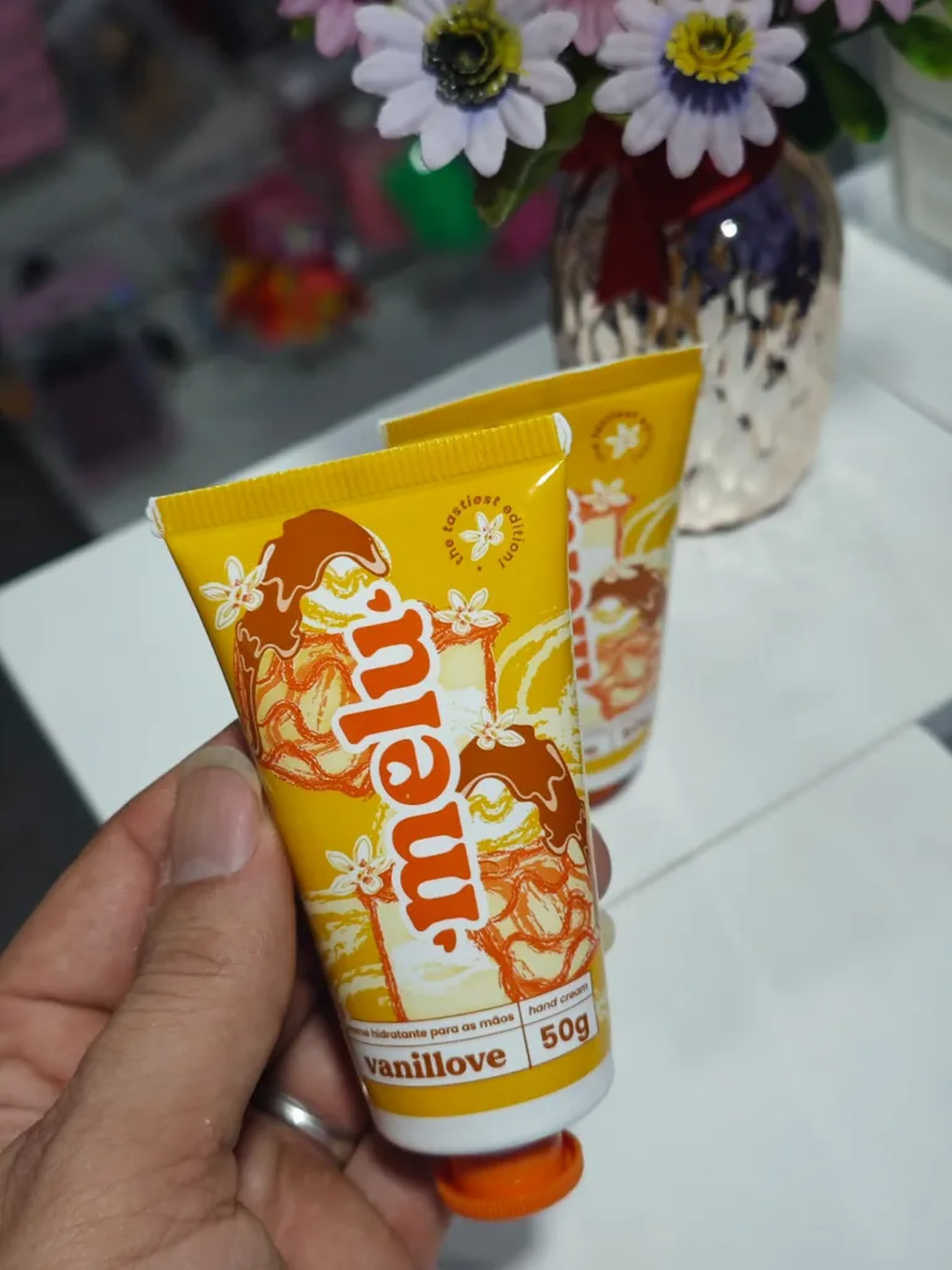 Creme hidratante para mãos imagem