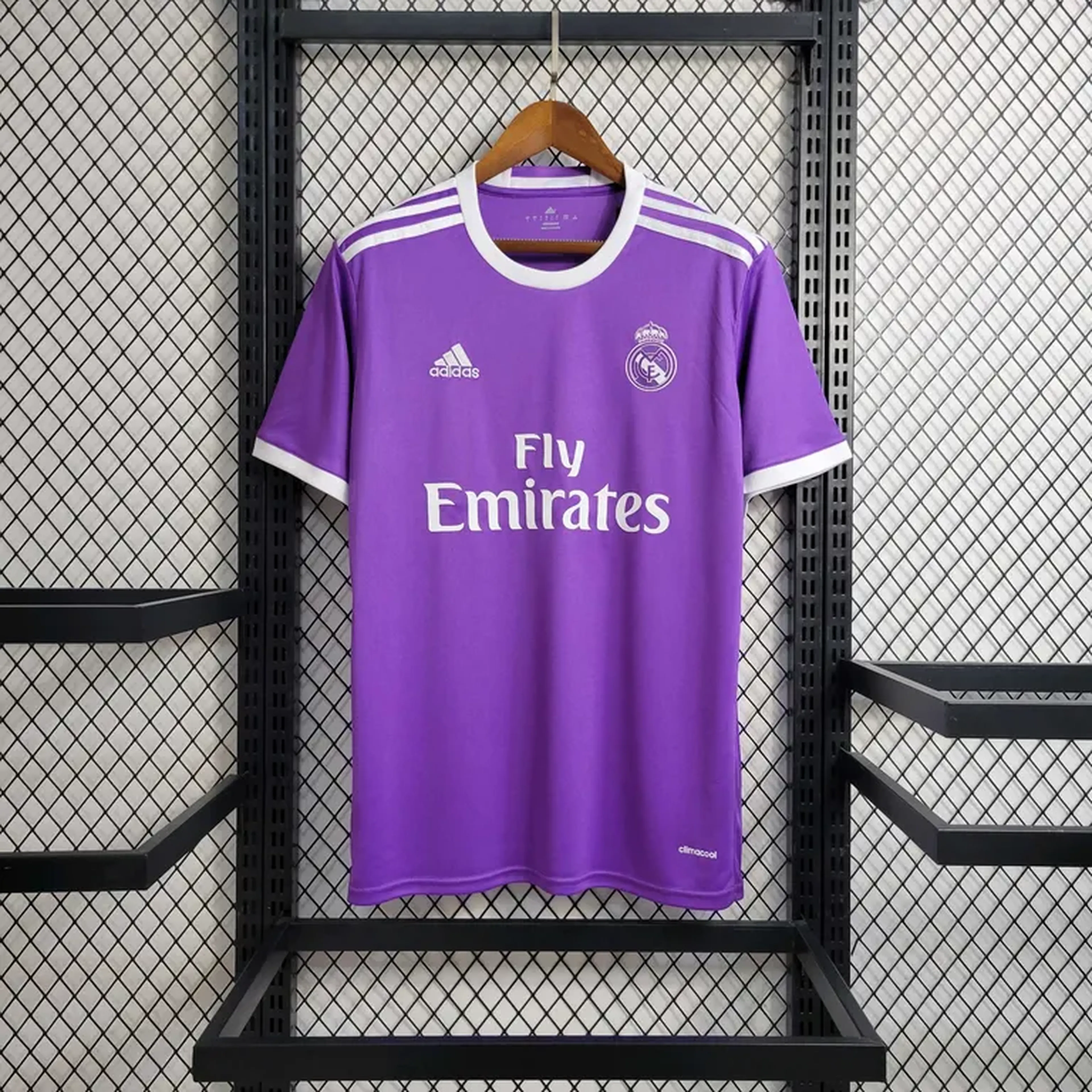 Camisa Real Madrid 17-18 Away imagem