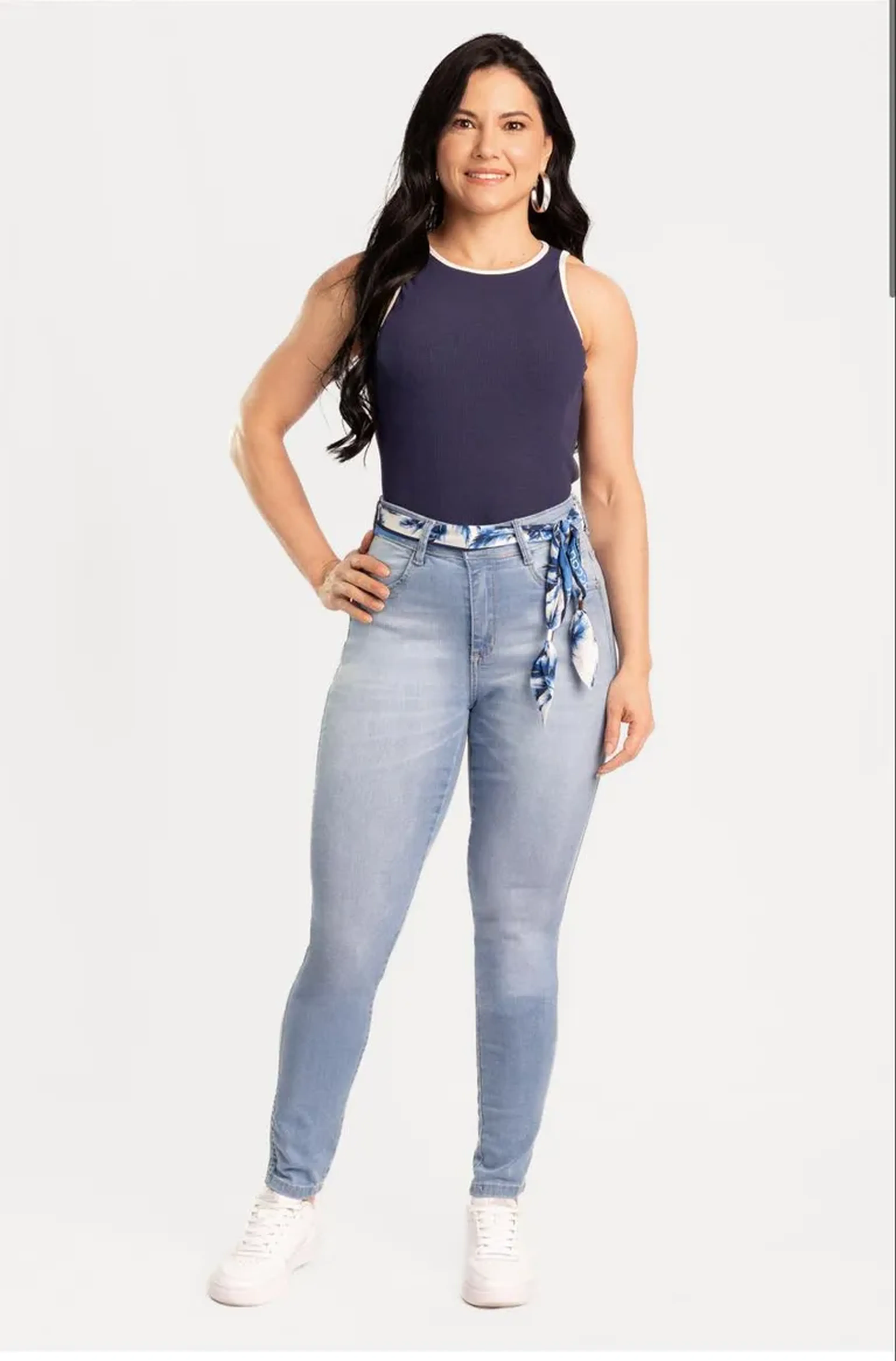 Calça cintura no lugar imagem