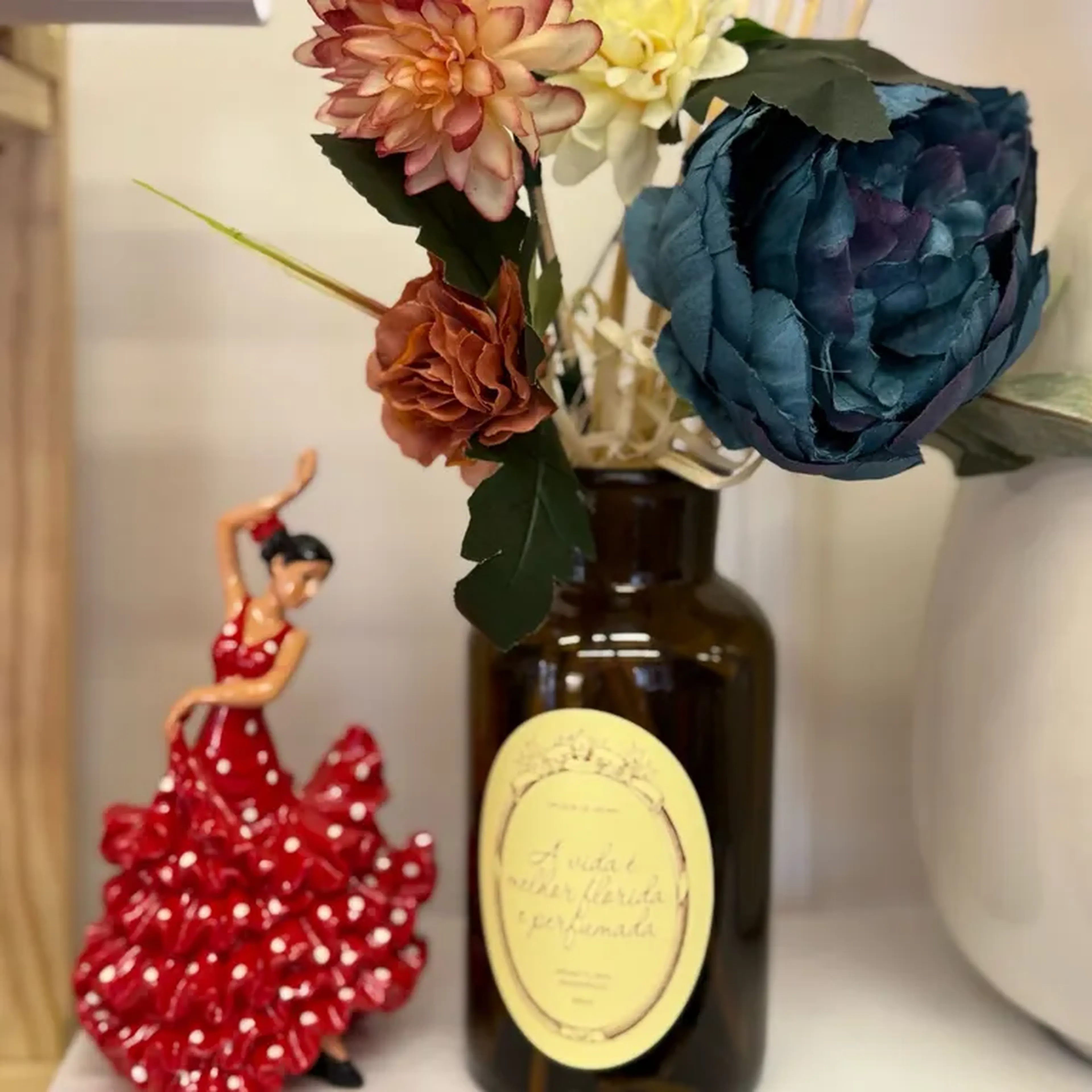 Difusor âmbar com vareta floral - 500ml imagem
