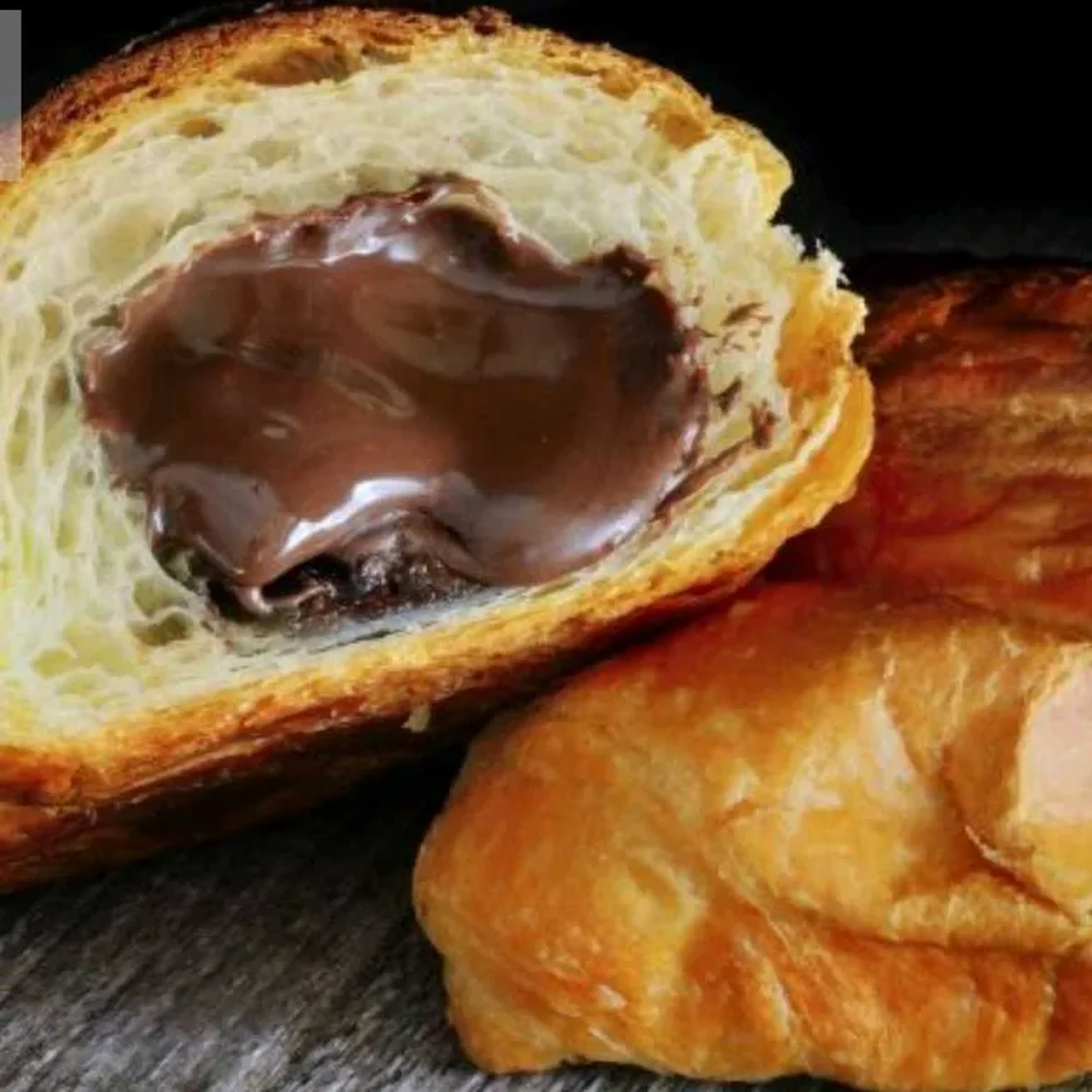 Croissant de Chocolate Congelado - 10 unid. grande imagem
