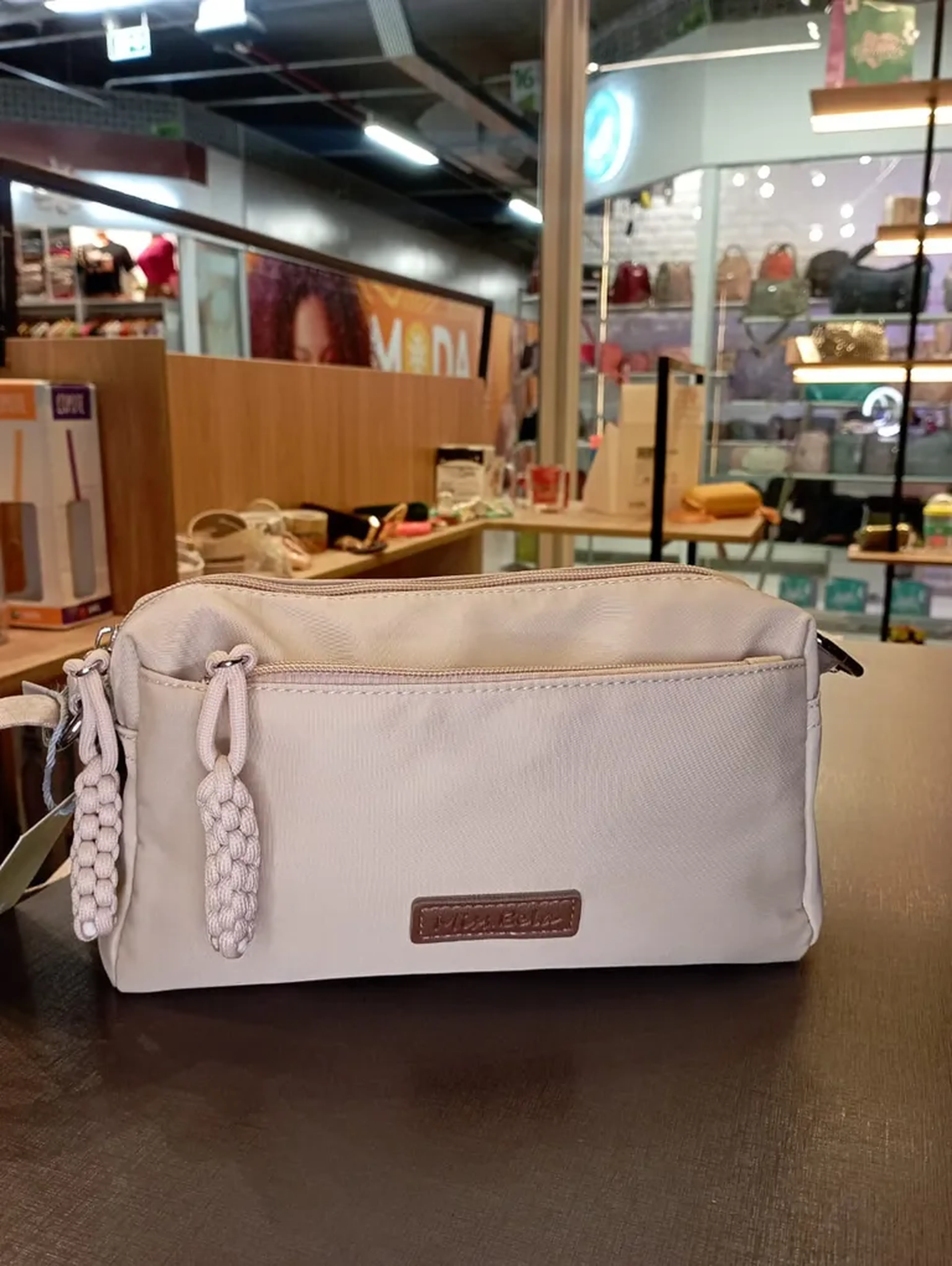 Bag Miss Bella Com Chaveiro - Off White imagem