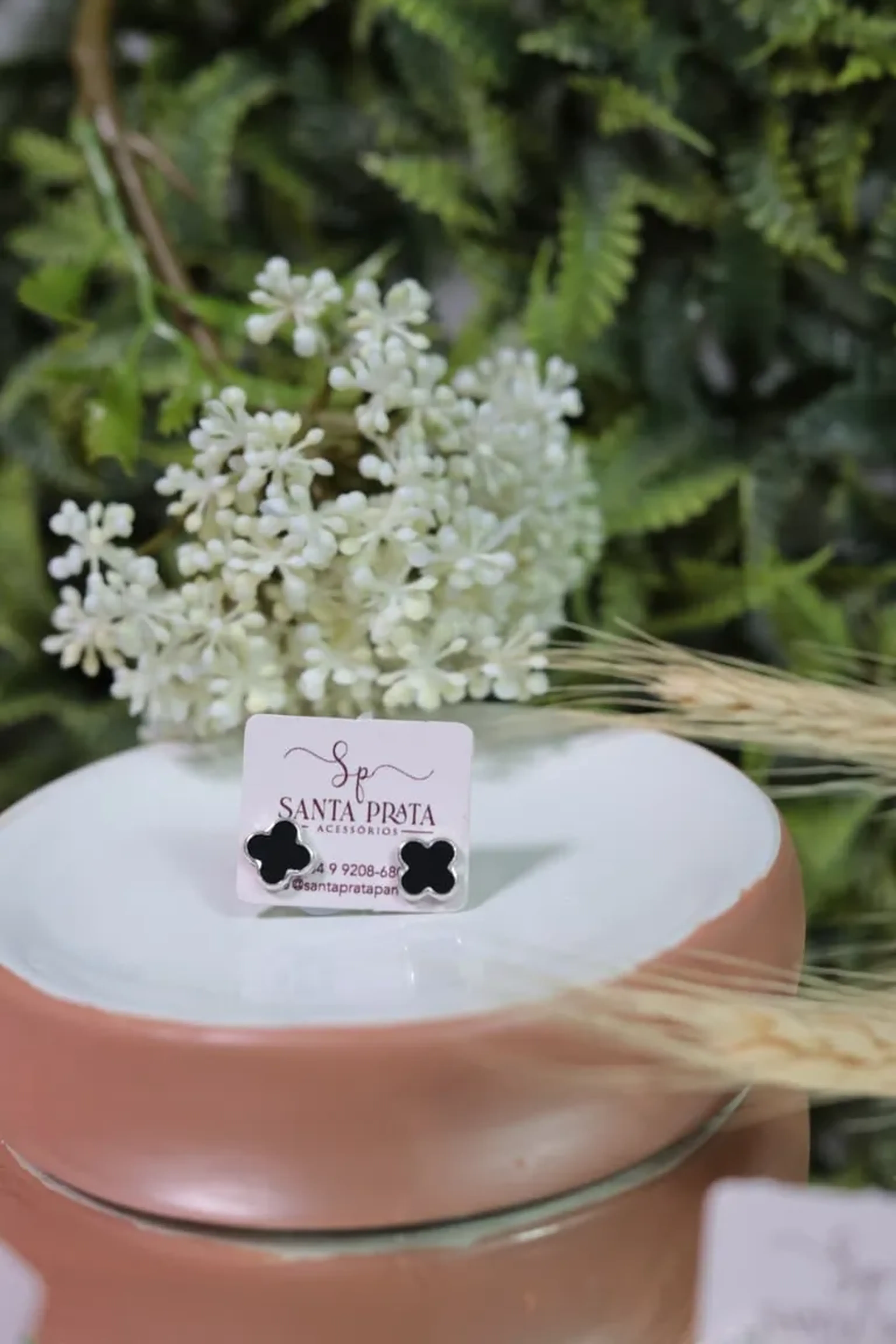Brinco inspiração Van Cleef - preto imagem