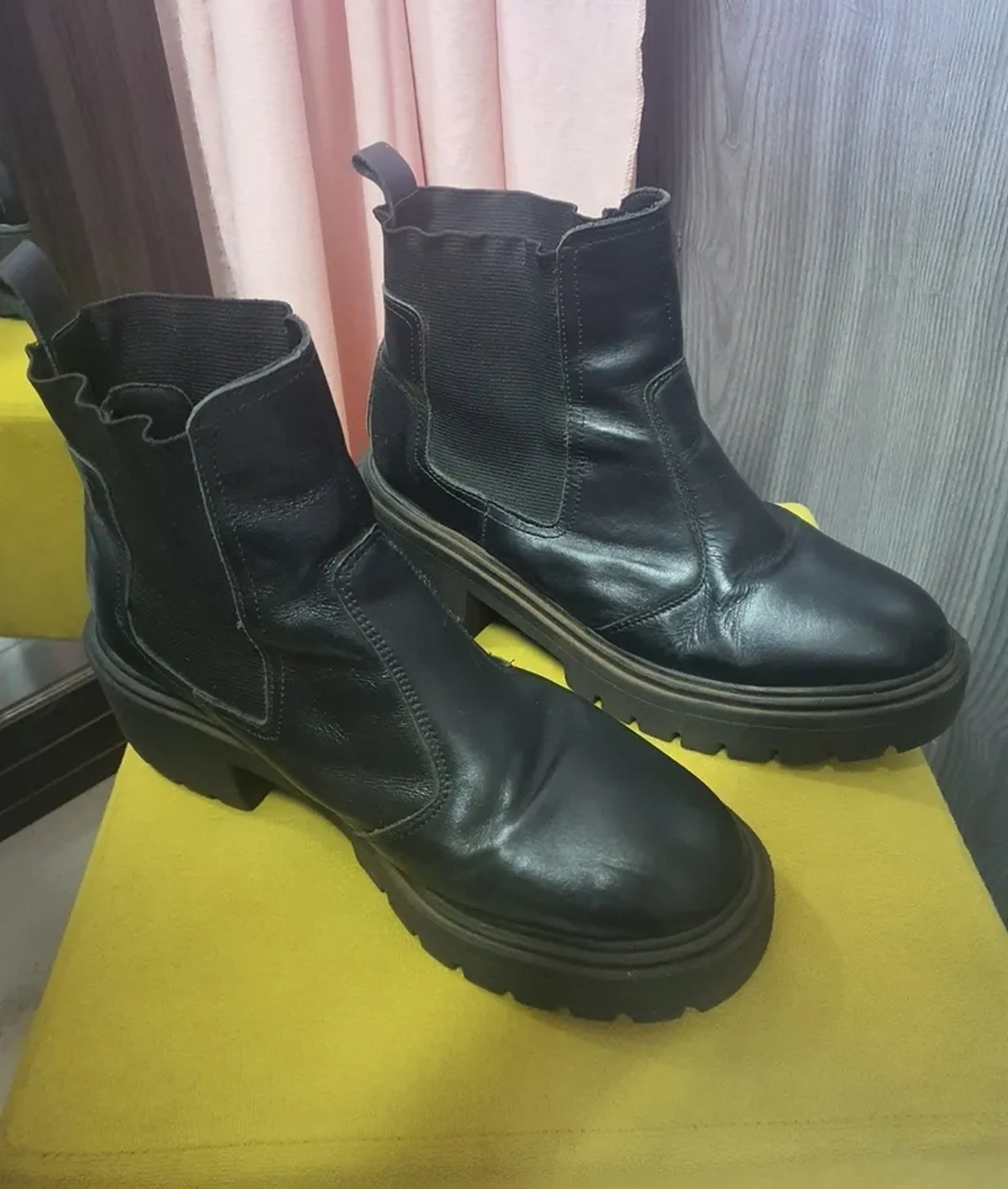 BOTA FÊMENINA imagem