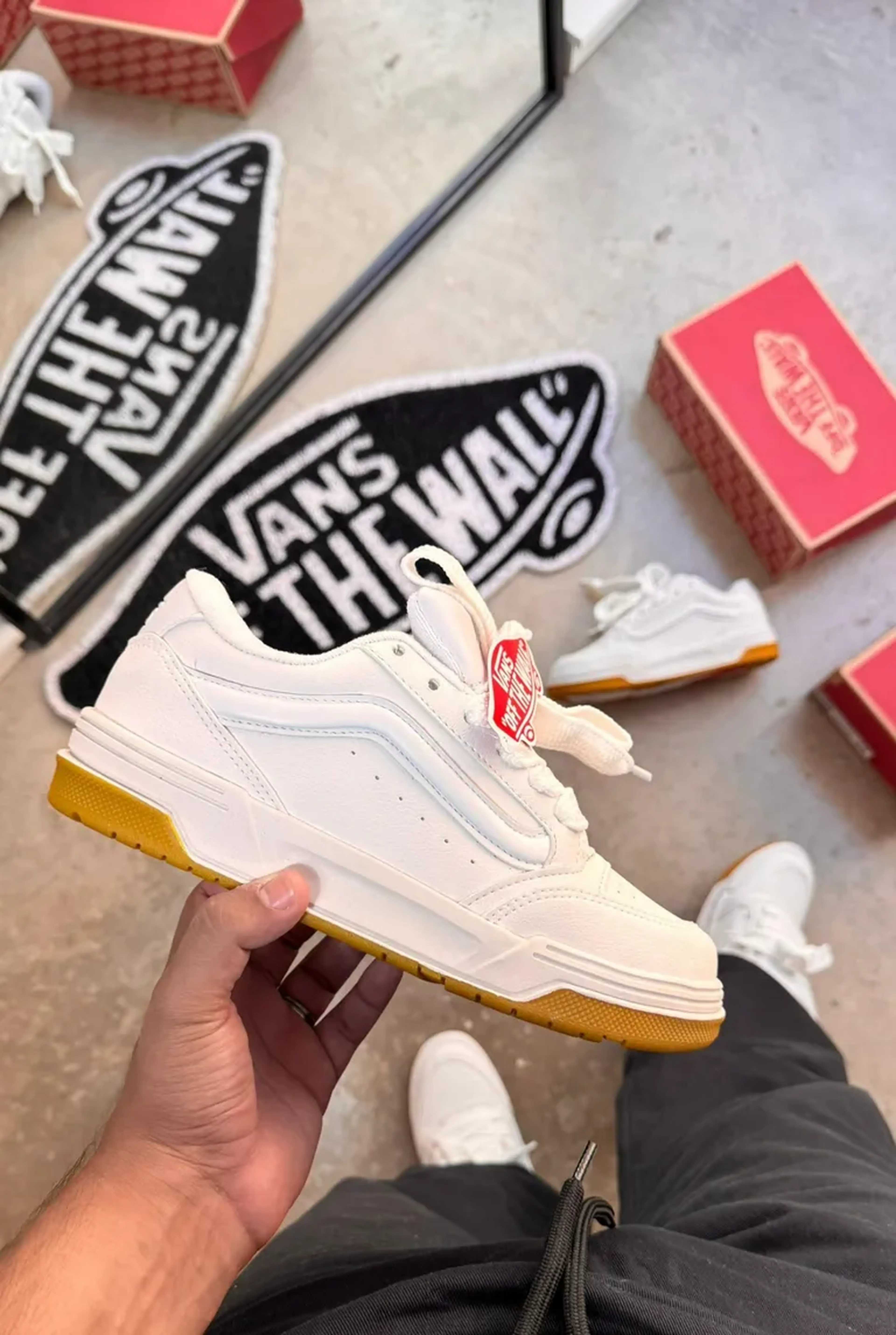 Vans Hylane imagem